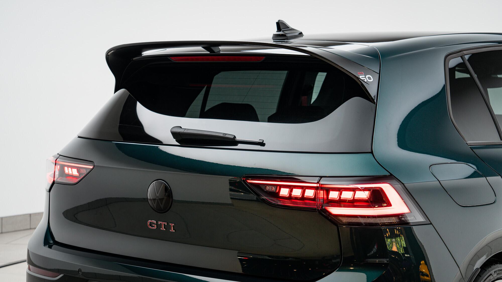 Volkswagen Golf view 19