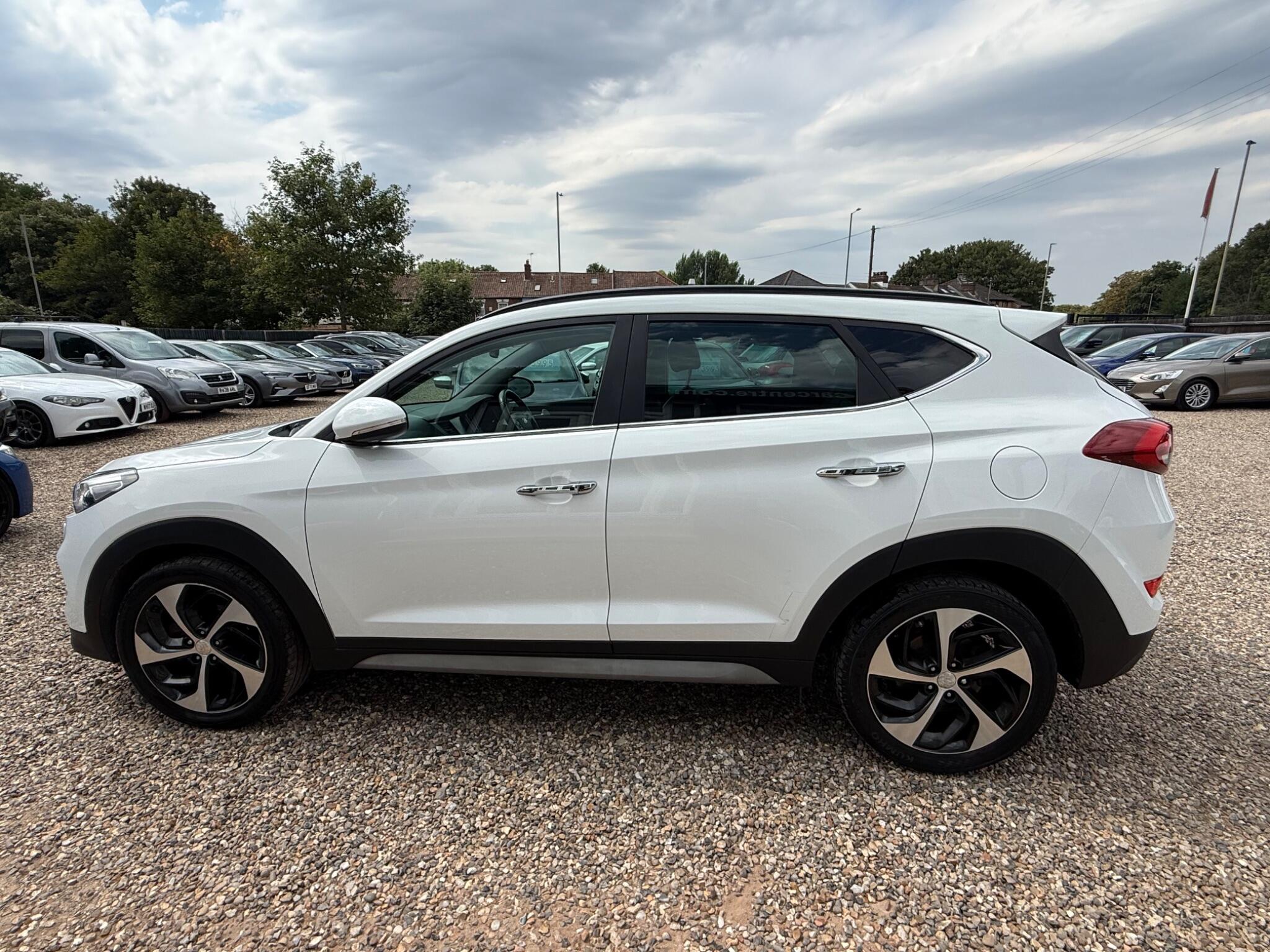 Hyundai Tucson view 6