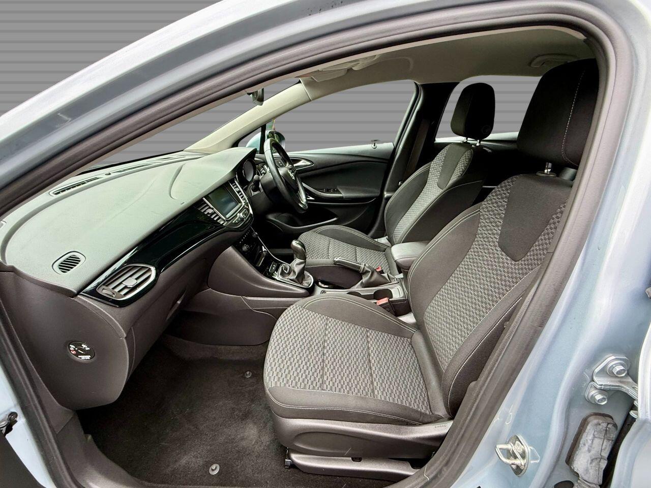Vauxhall Astra view 22