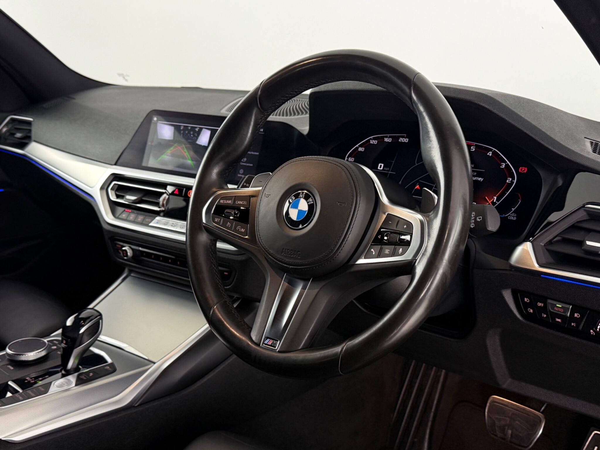 BMW 3 Series view 3