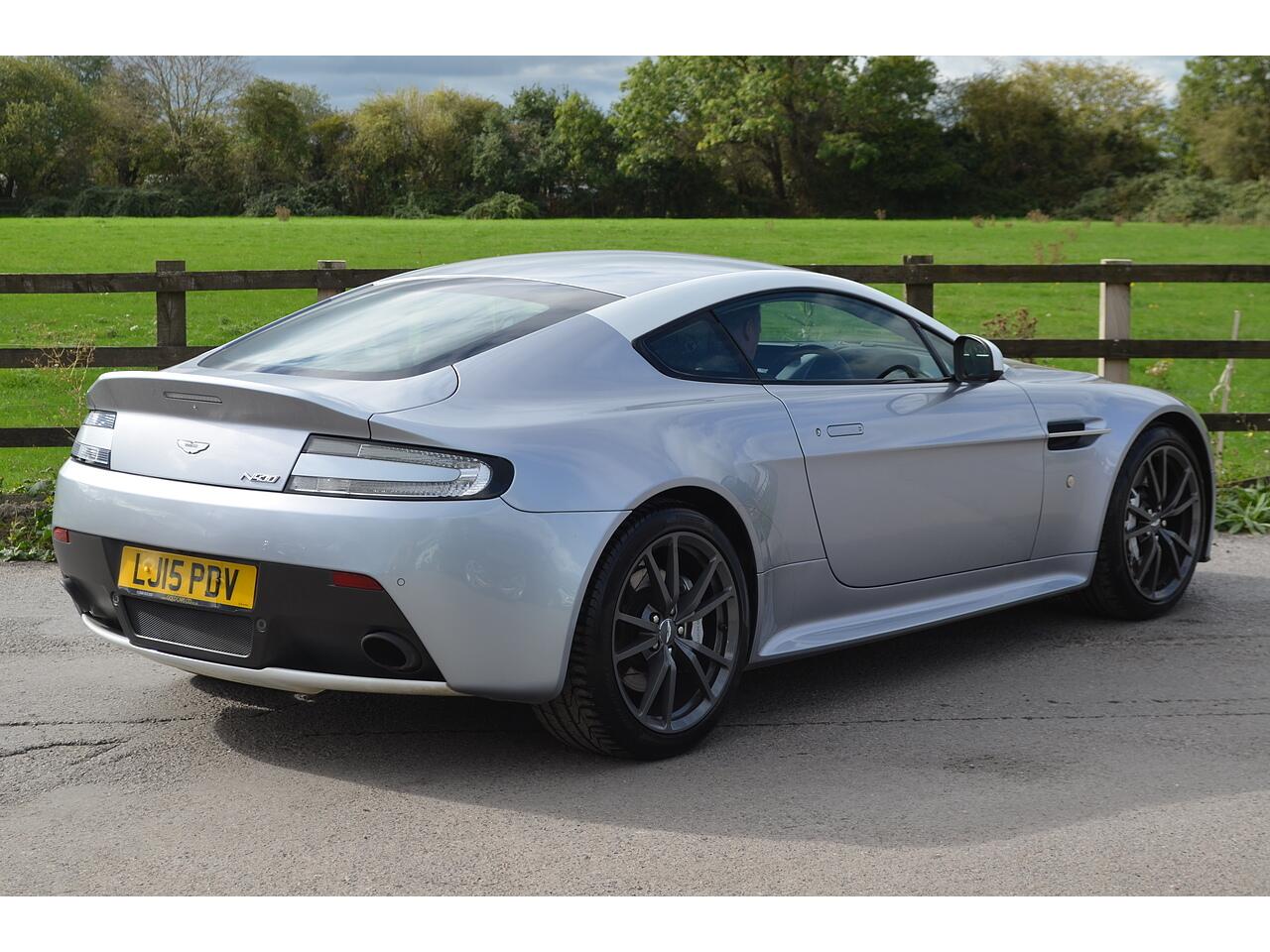 Aston Martin Vantage view 9
