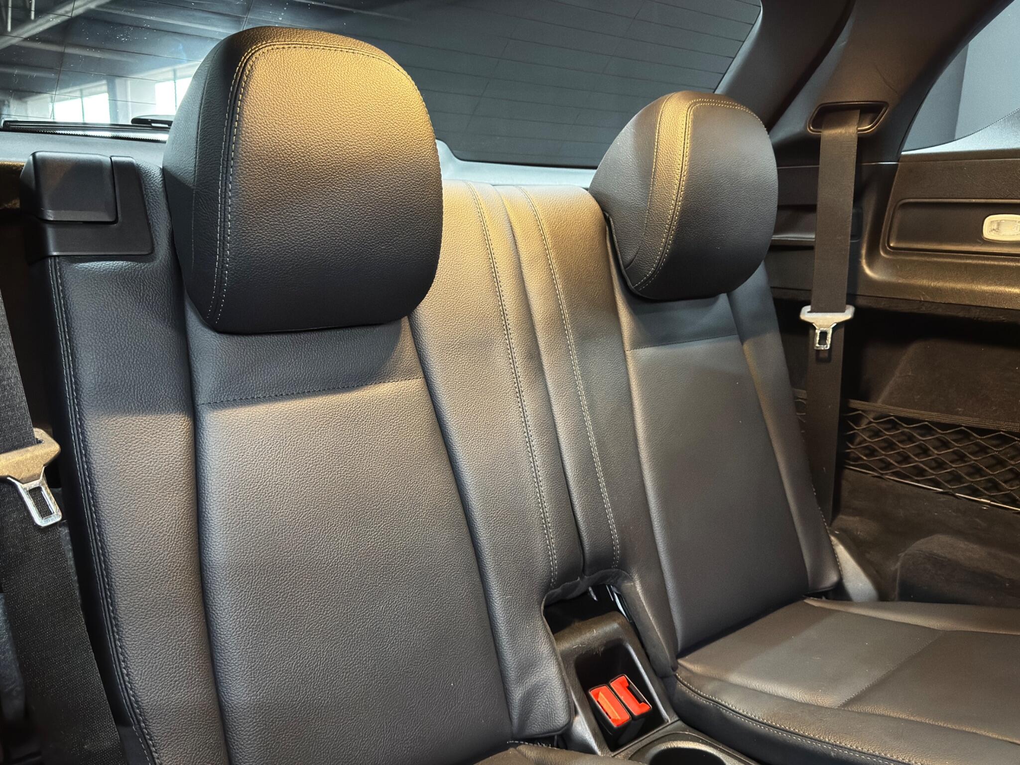 Mercedes-Benz Gle view 16