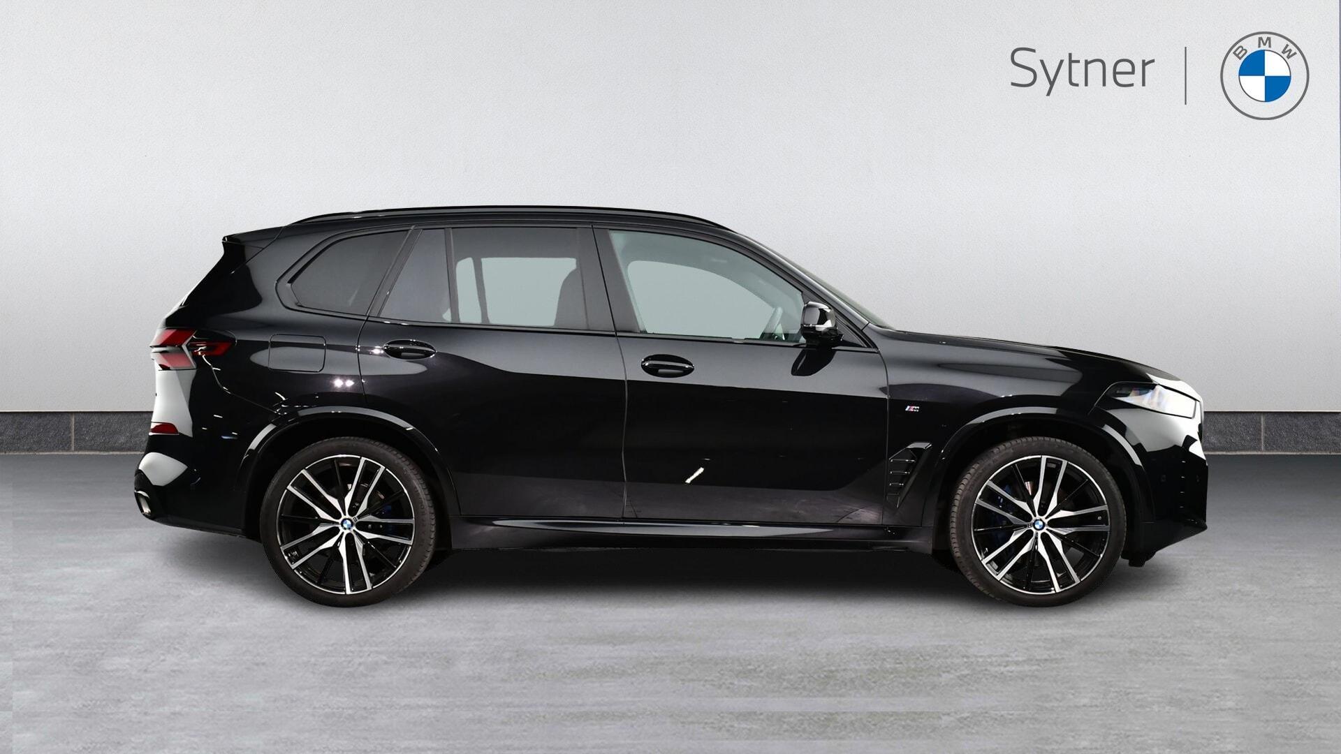 BMW X5 view 3