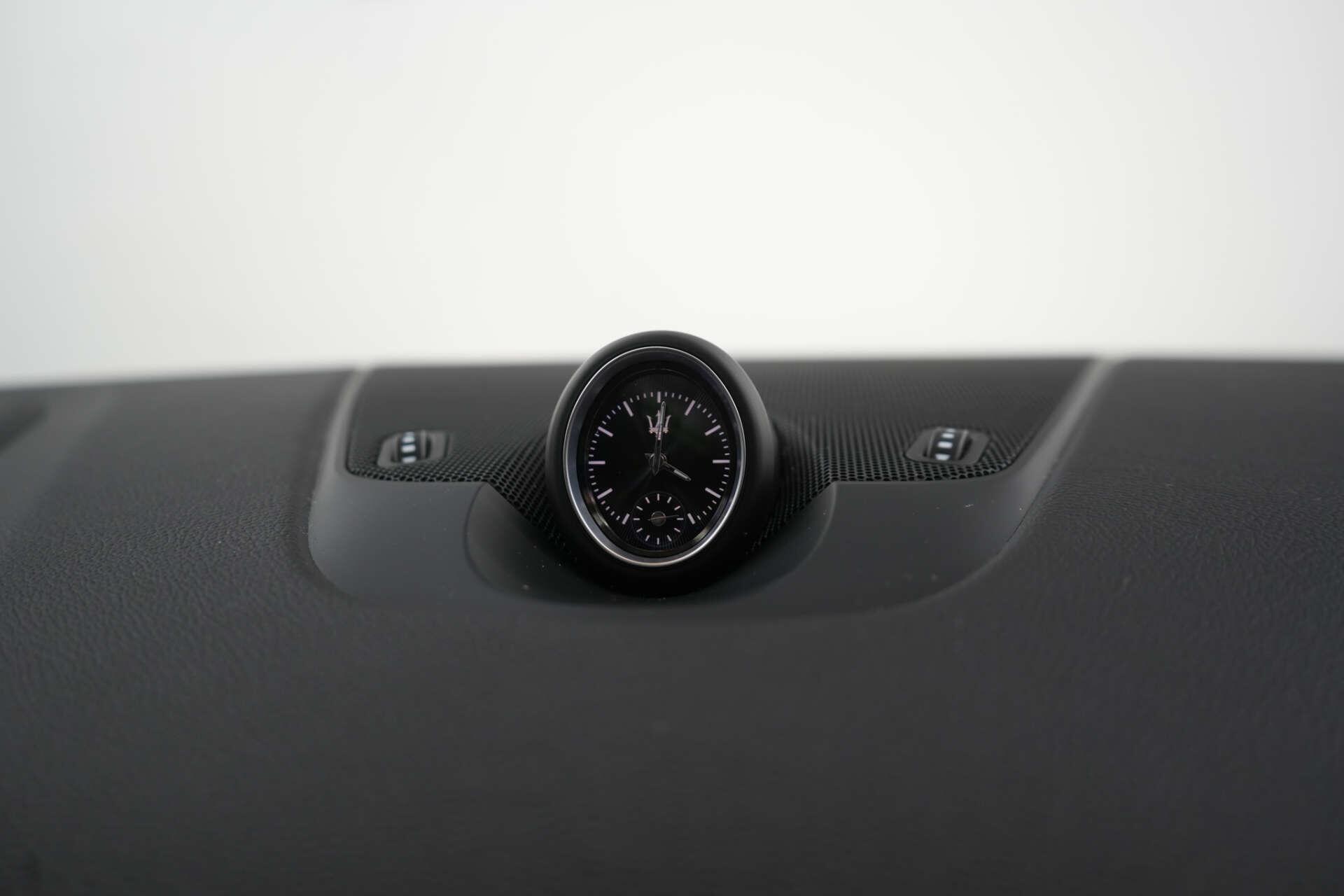 Maserati Levante view 41
