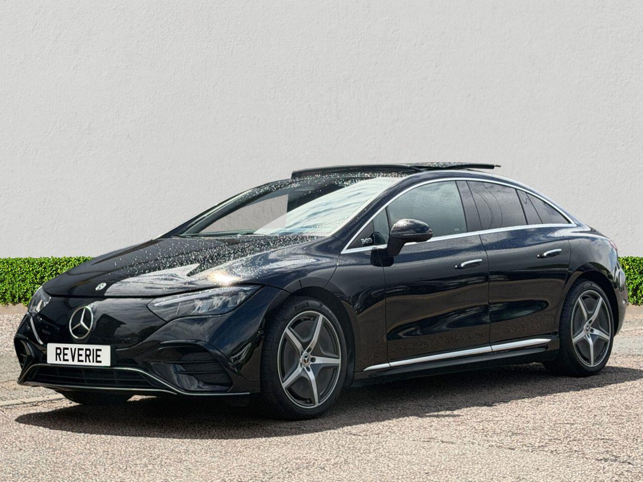 Mercedes-Benz 300 view 3