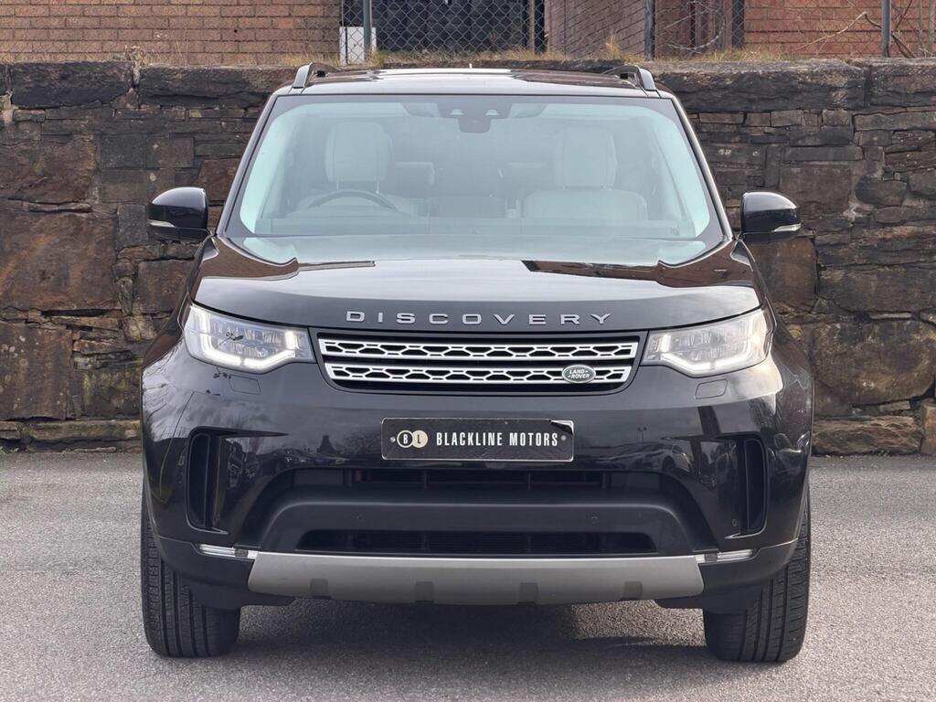 Land Rover Discovery view 2