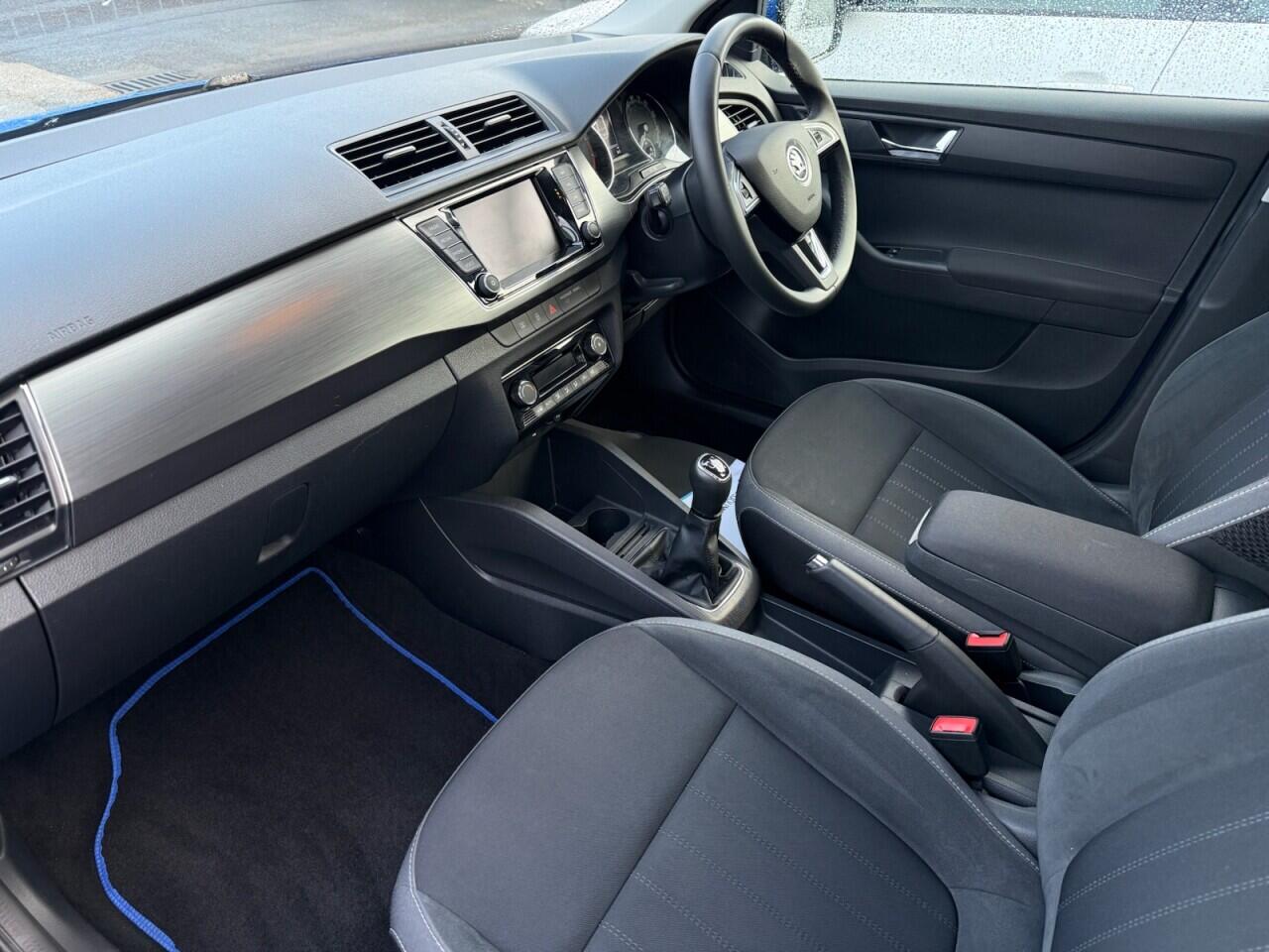 Skoda Fabia view 2