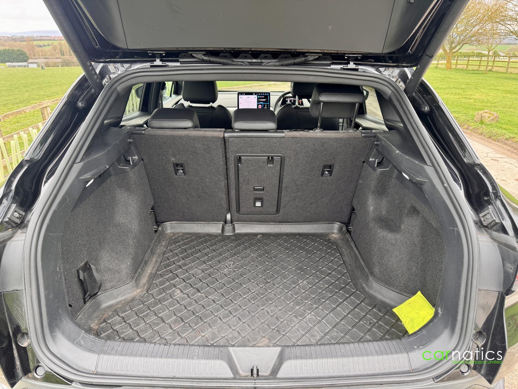 Volkswagen Id.4 view 41