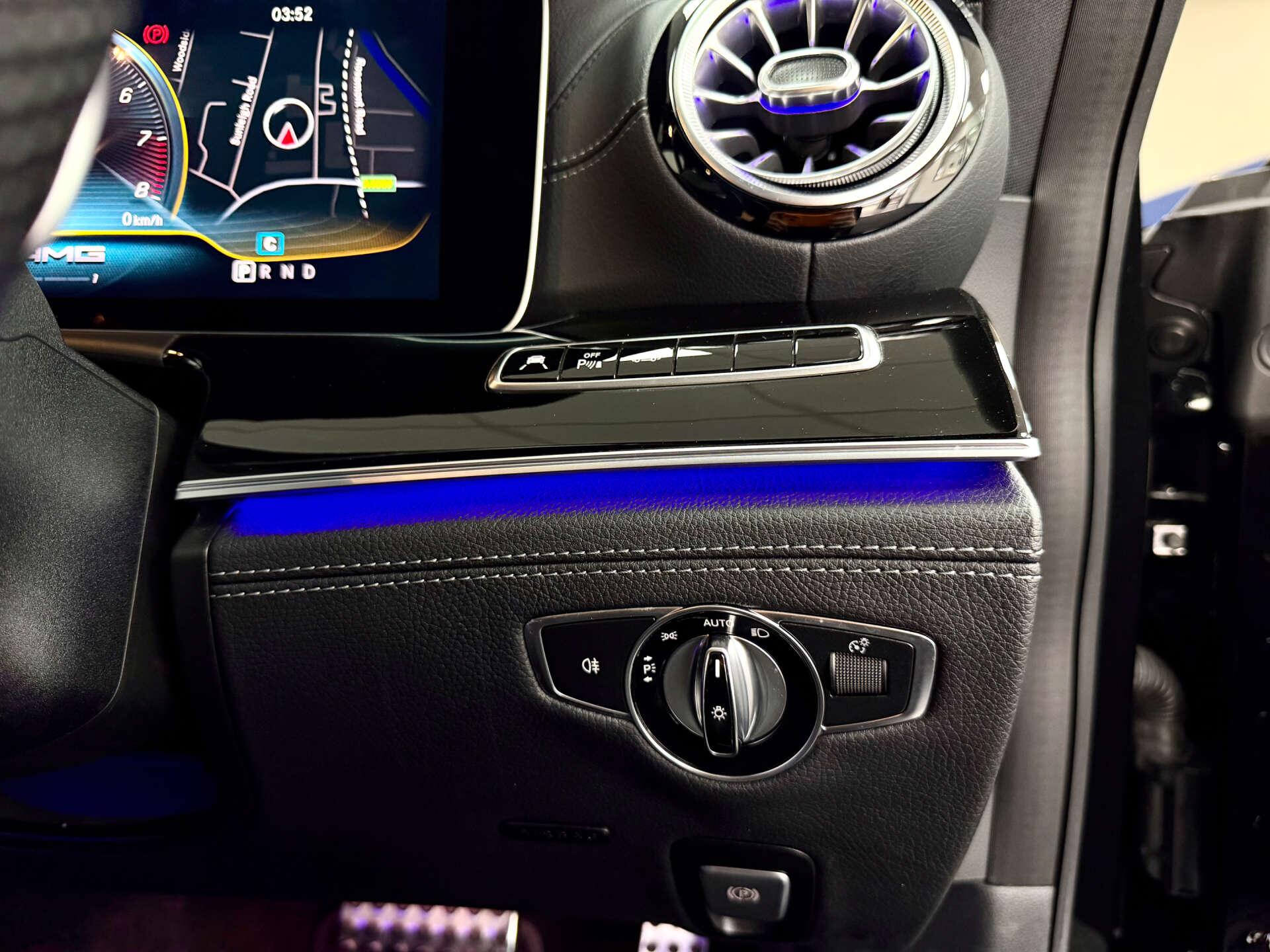 Mercedes-Benz Amg GT view 41