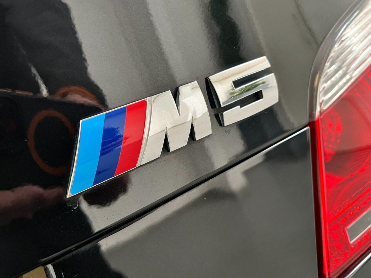 BMW M5 view 10