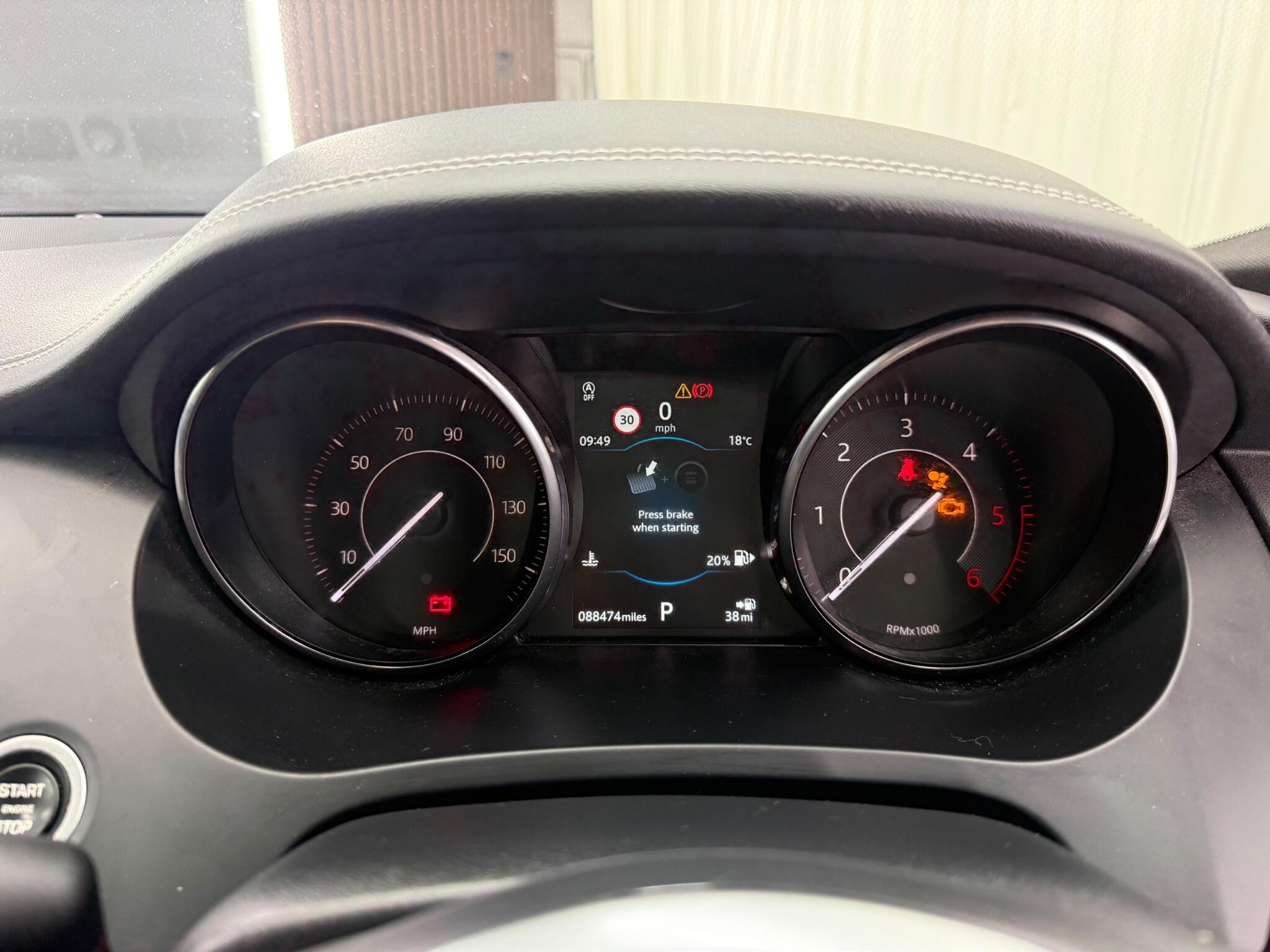 Jaguar E-Pace view 45