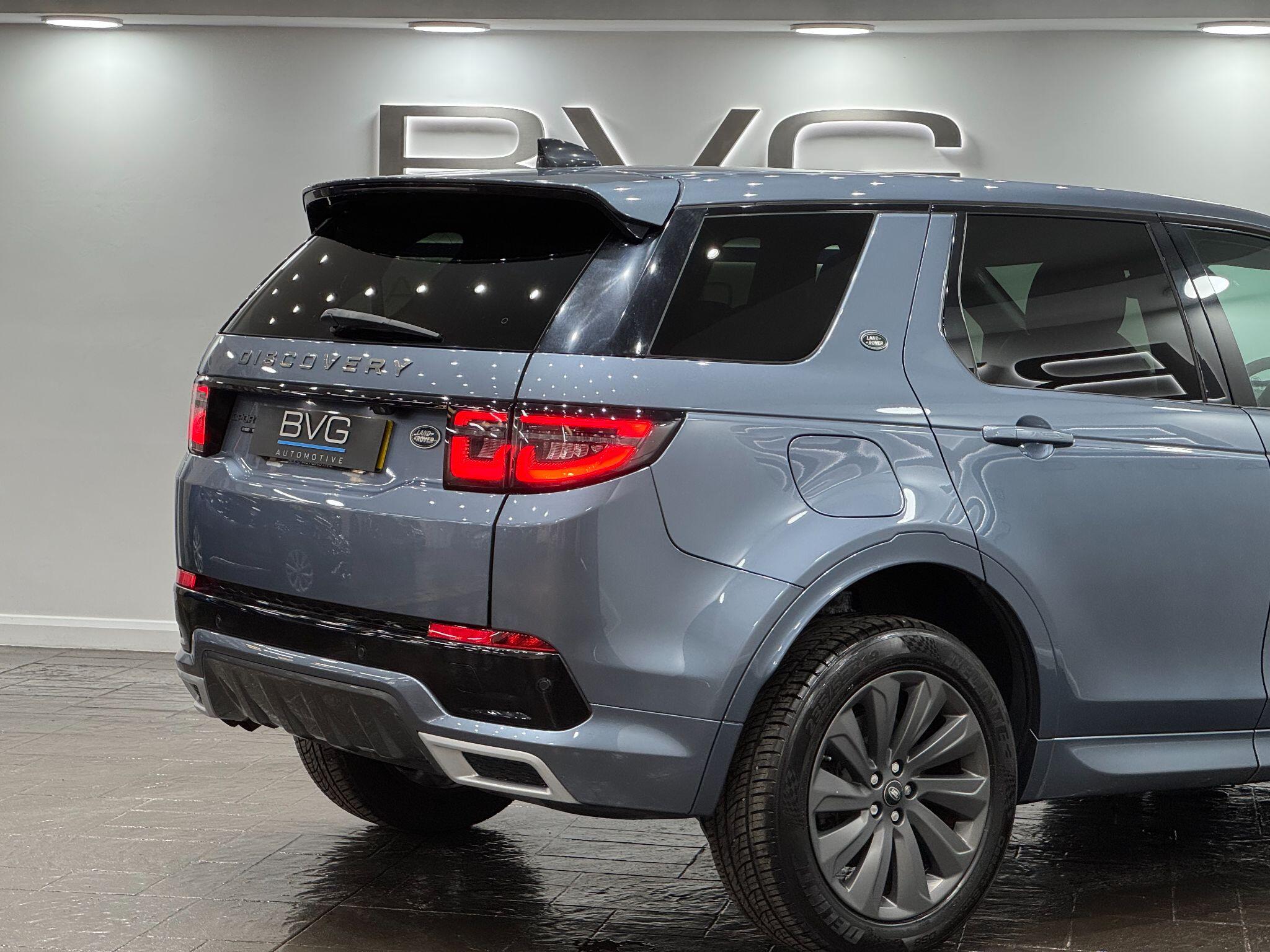 Land Rover Discovery Sport view 20