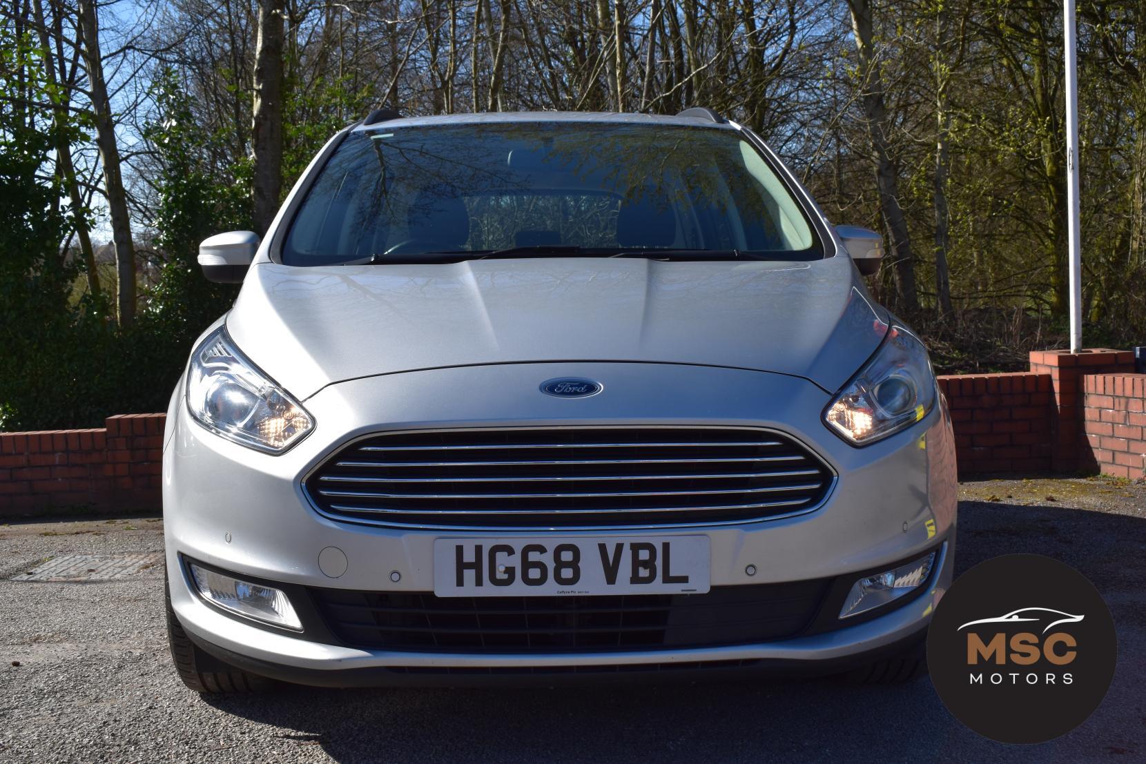Ford Galaxy view 4