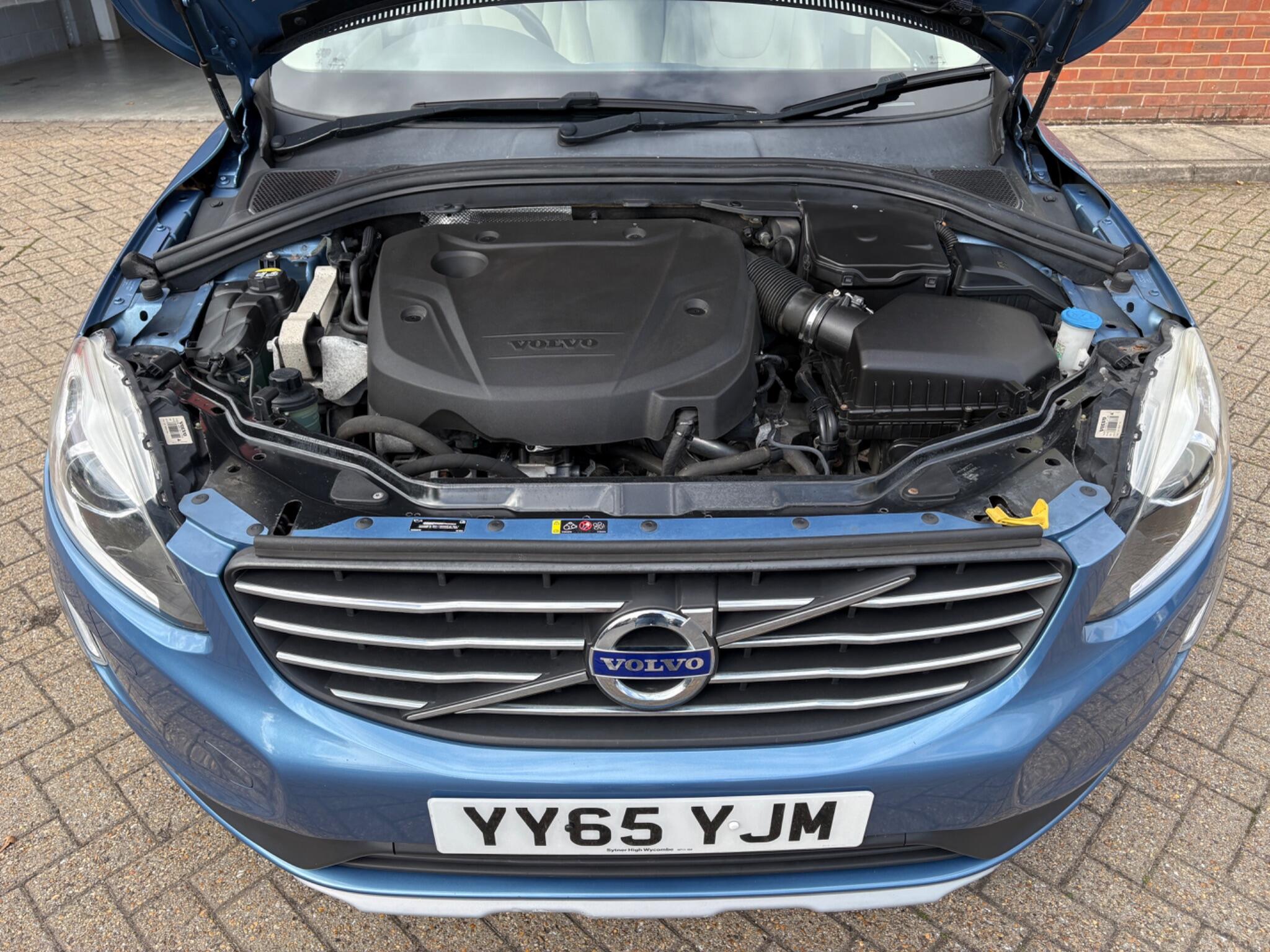 Volvo XC60 view 43