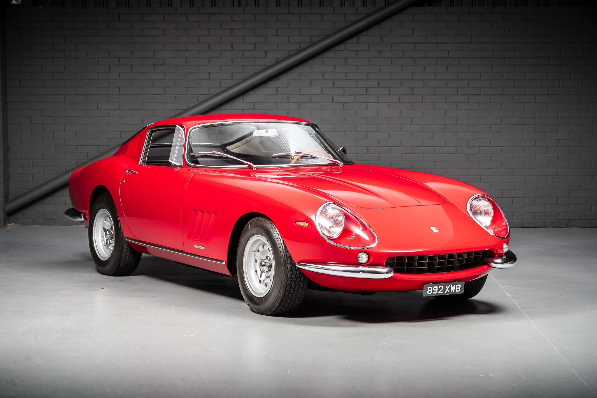Ferrari 275 view 2
