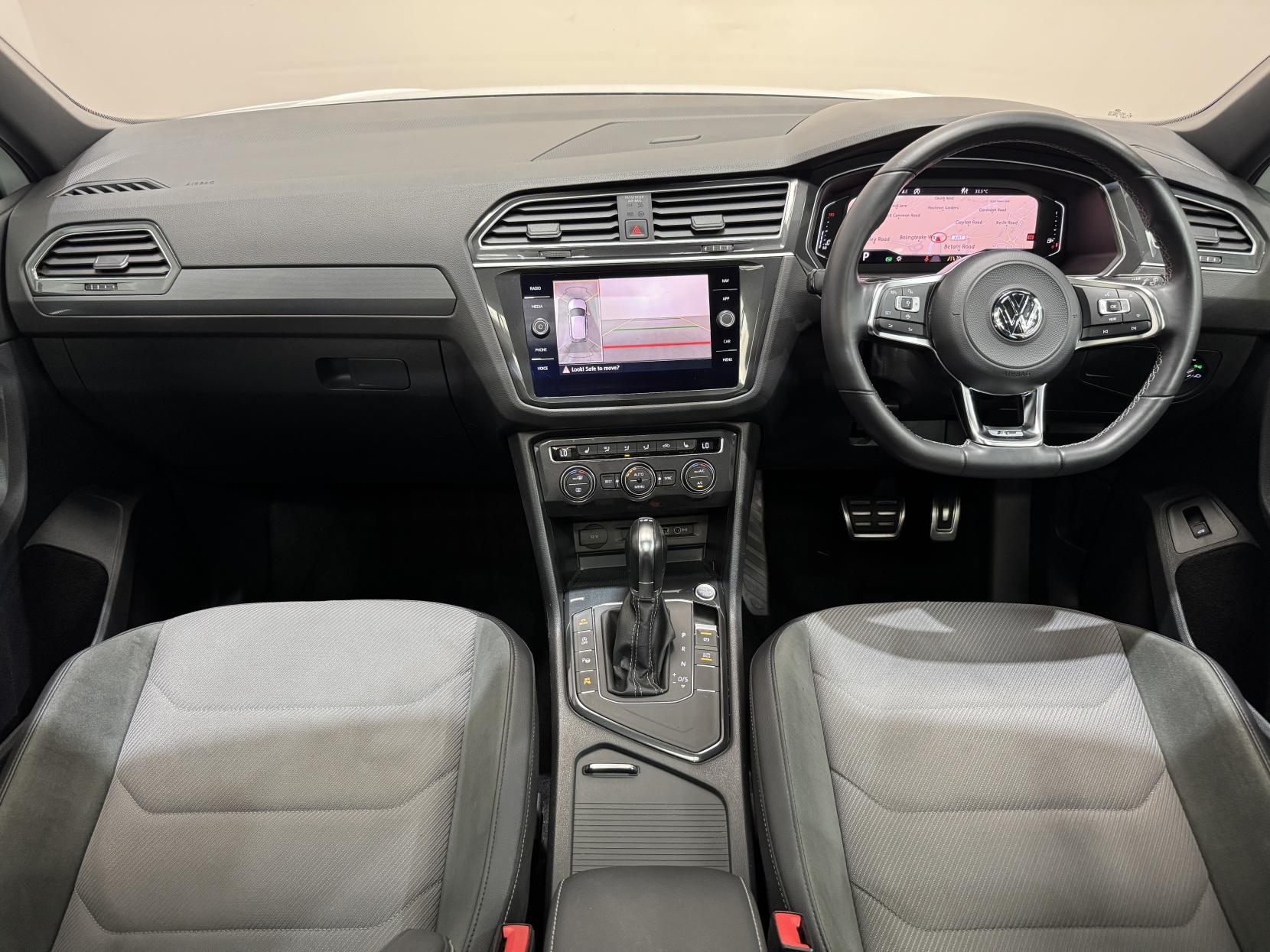 Volkswagen Tiguan view 25