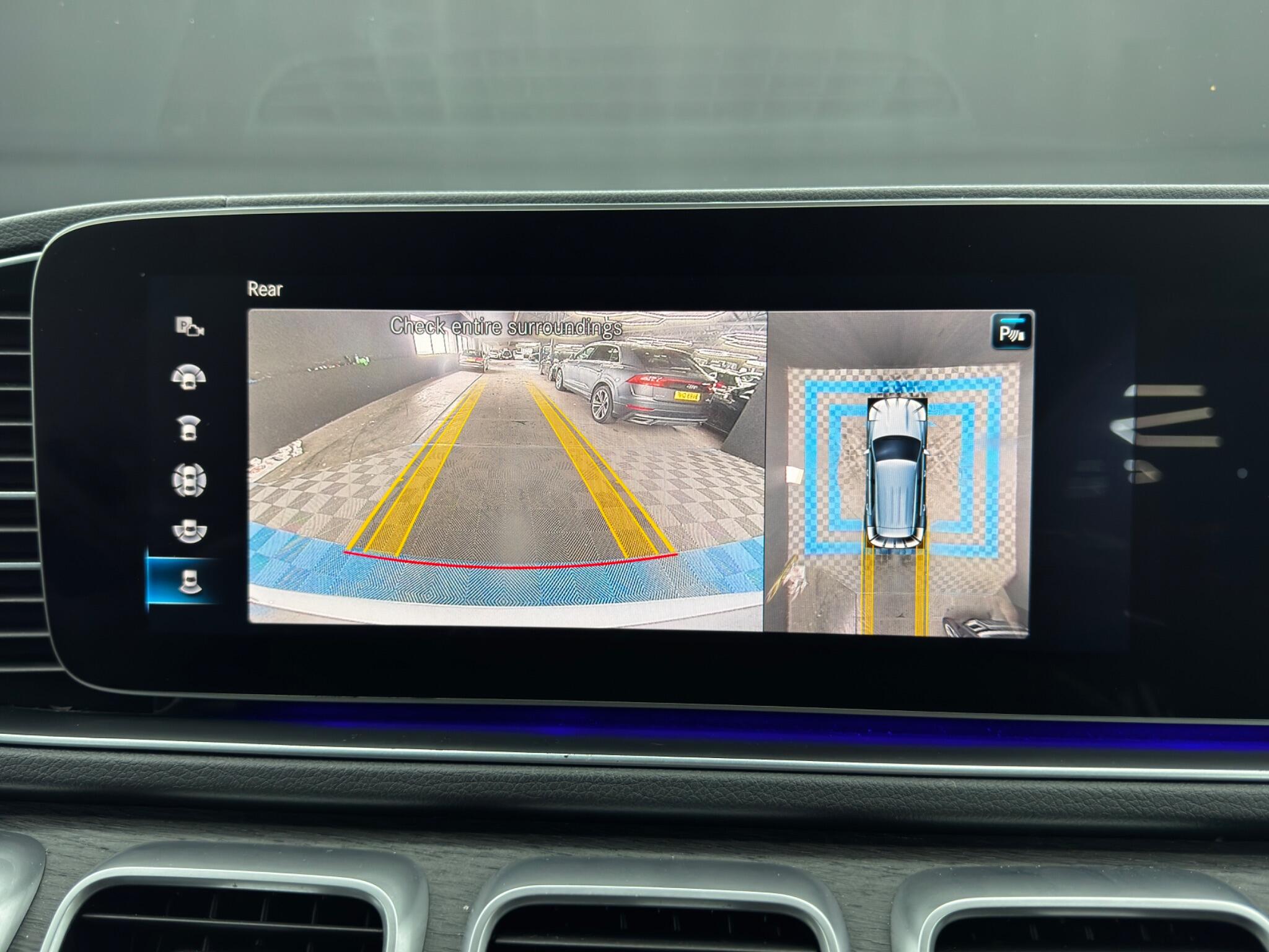 Mercedes-Benz Gle view 36