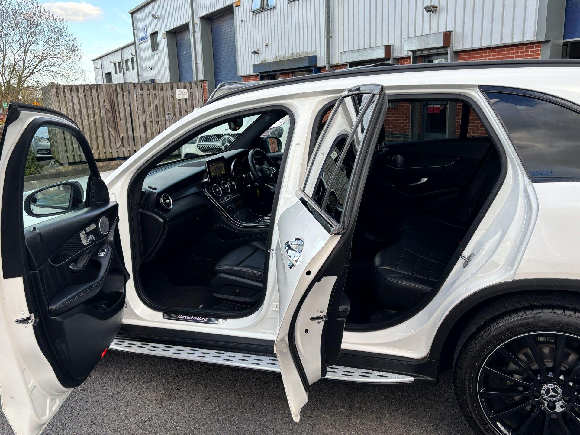 Mercedes-Benz GLC view 34