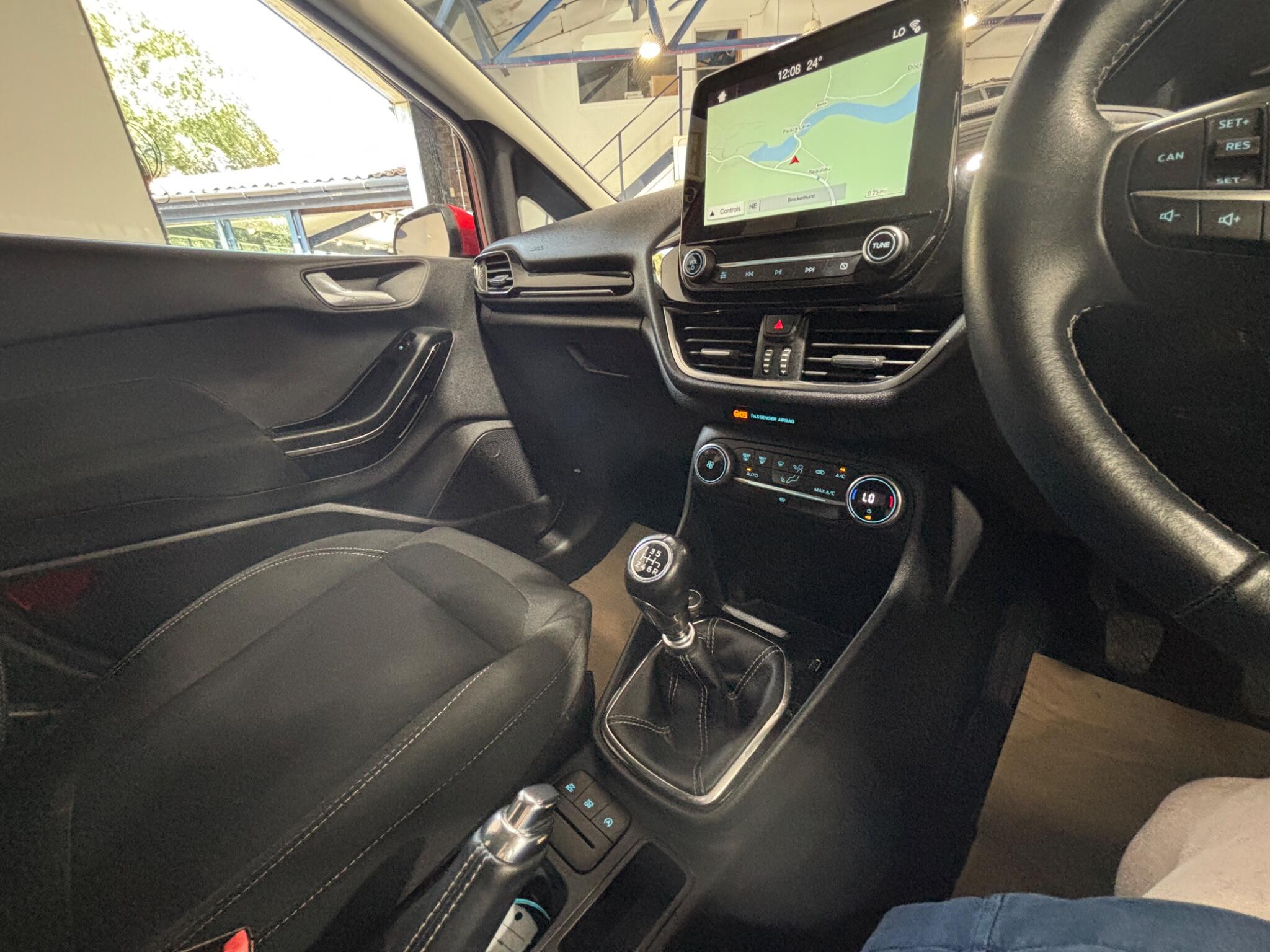 Ford Fiesta view 37