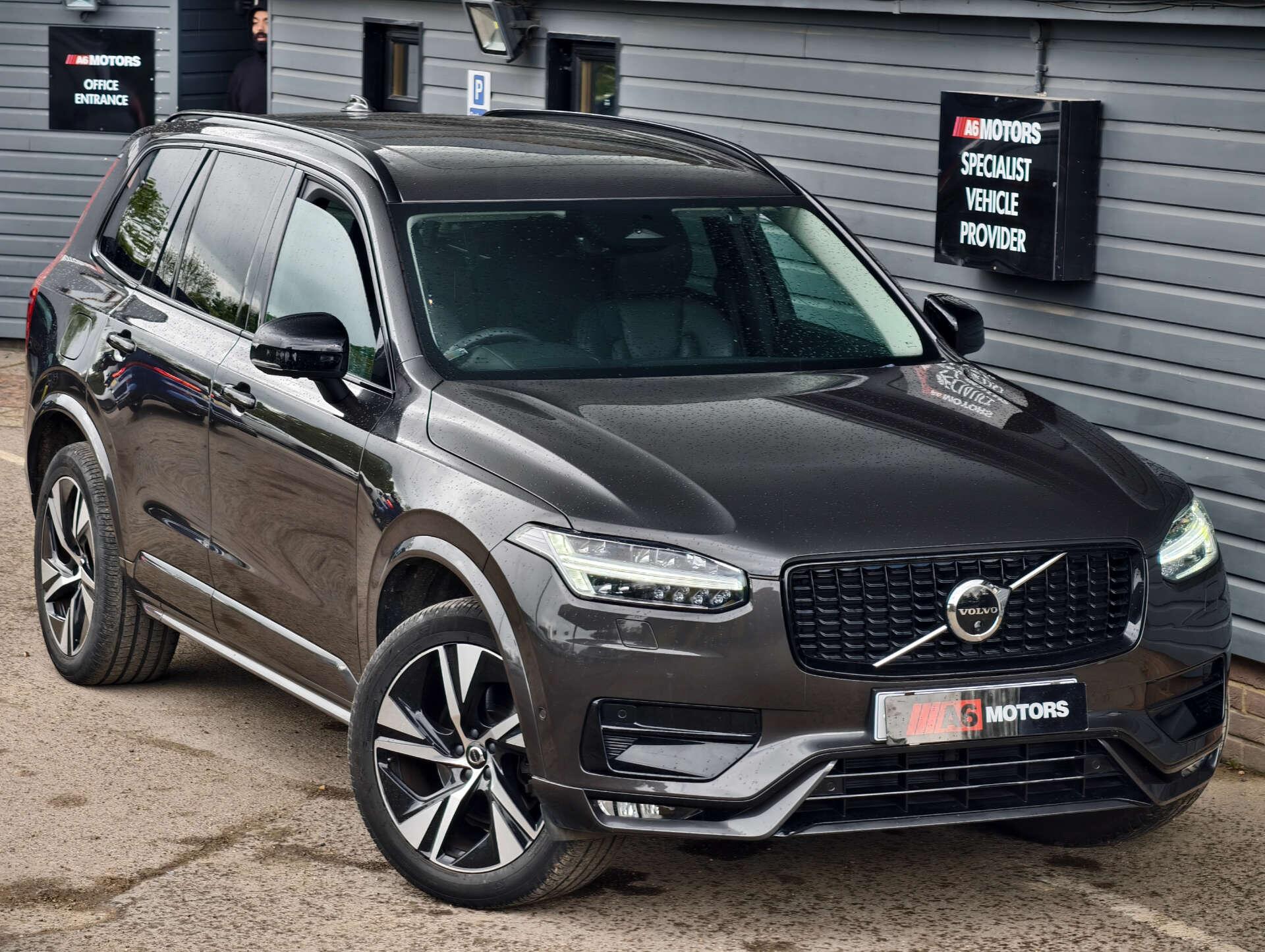 Volvo XC90 view 12