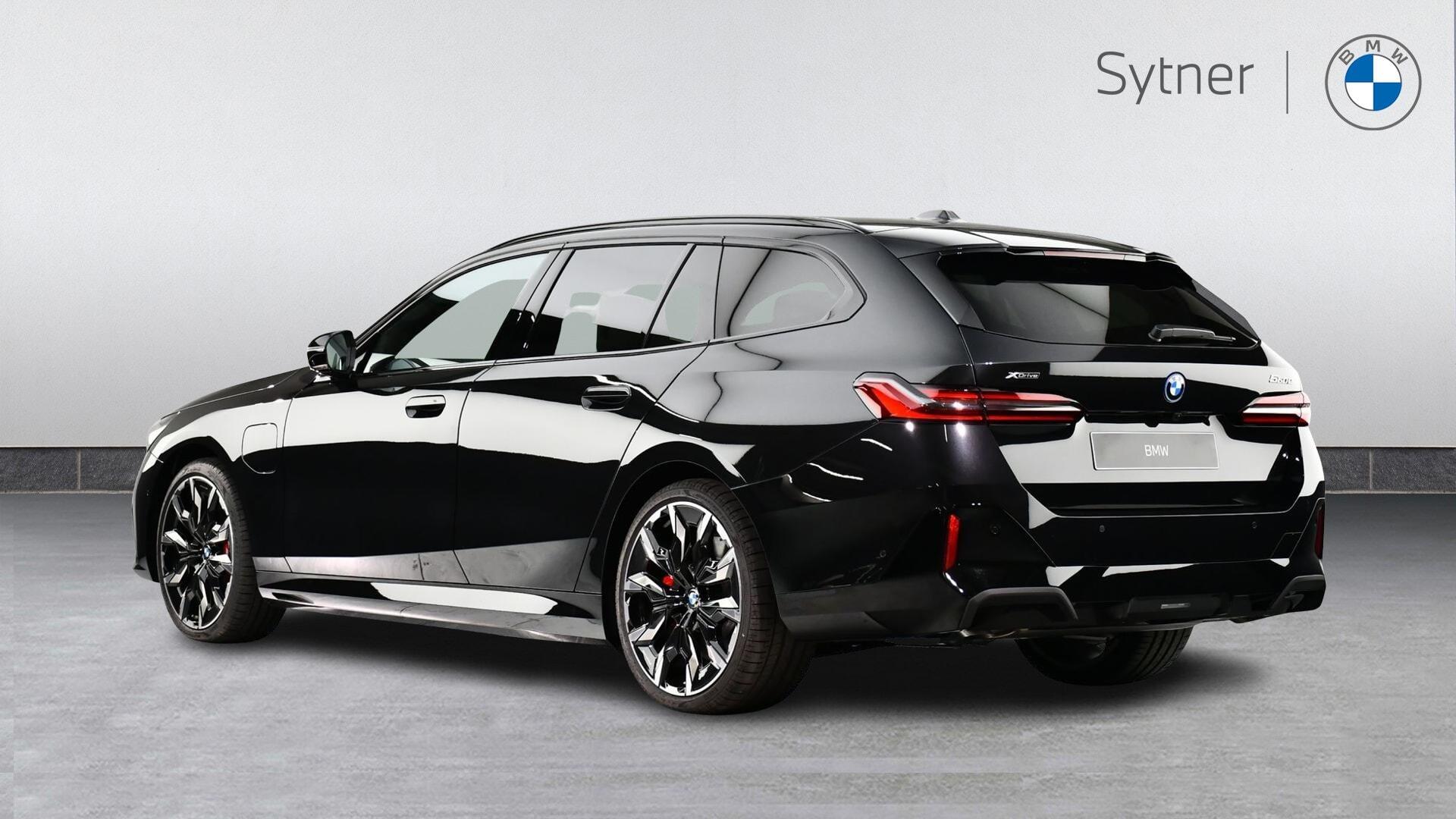 BMW 5 Series view 2