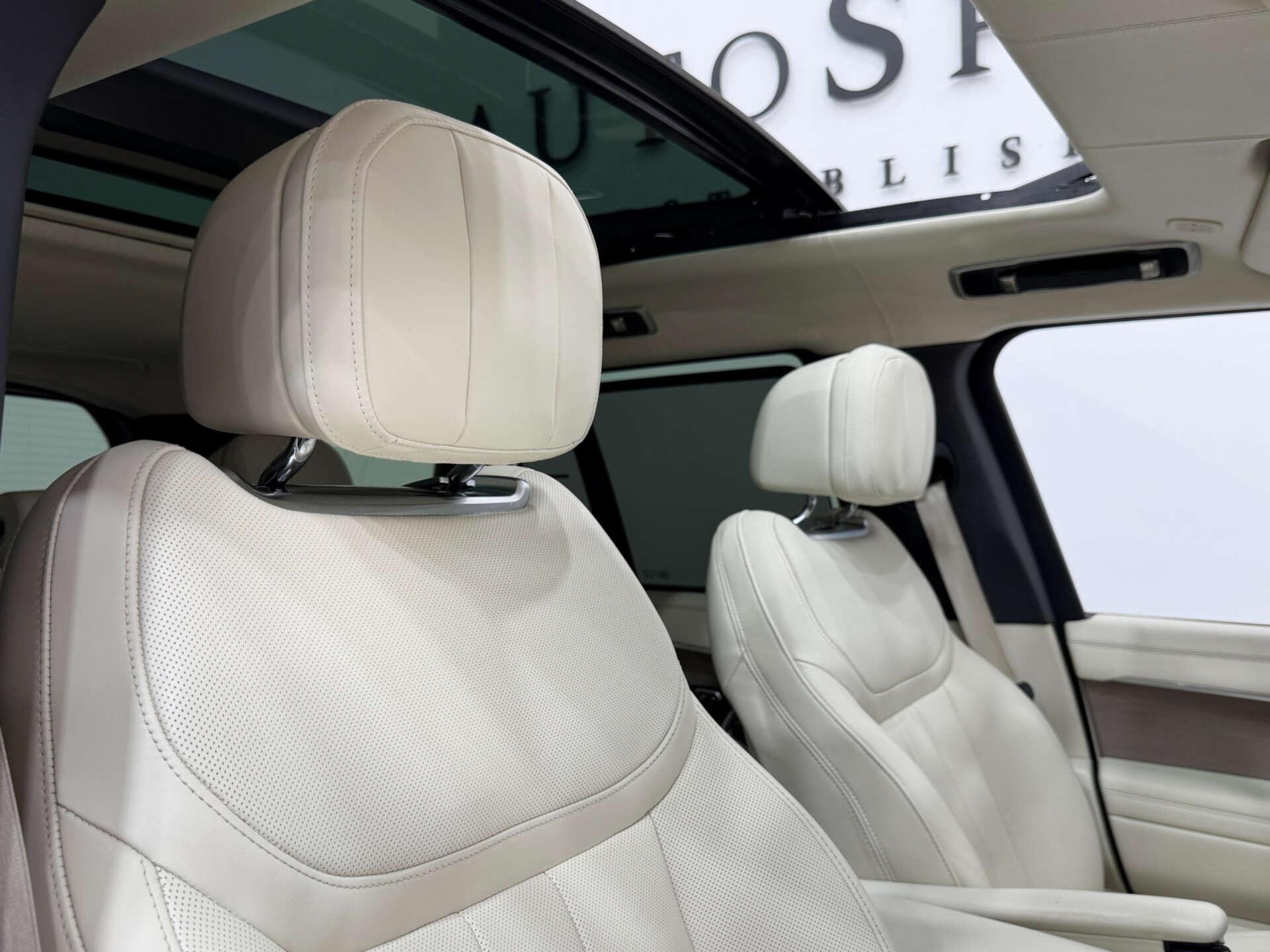 Land Rover Range Rover view 42
