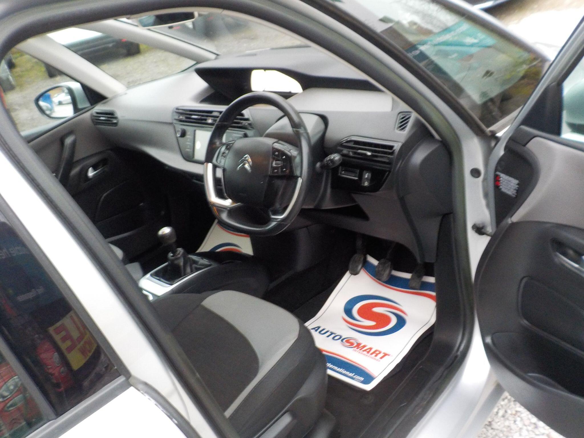 Citroen Grand C4 Picasso 1.6 e-HDi Airdream VTR+ Euro 5 (s/s) 5dr