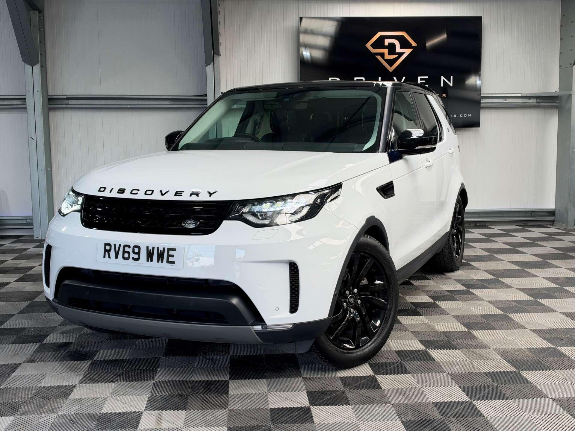 Land Rover Discovery view 8