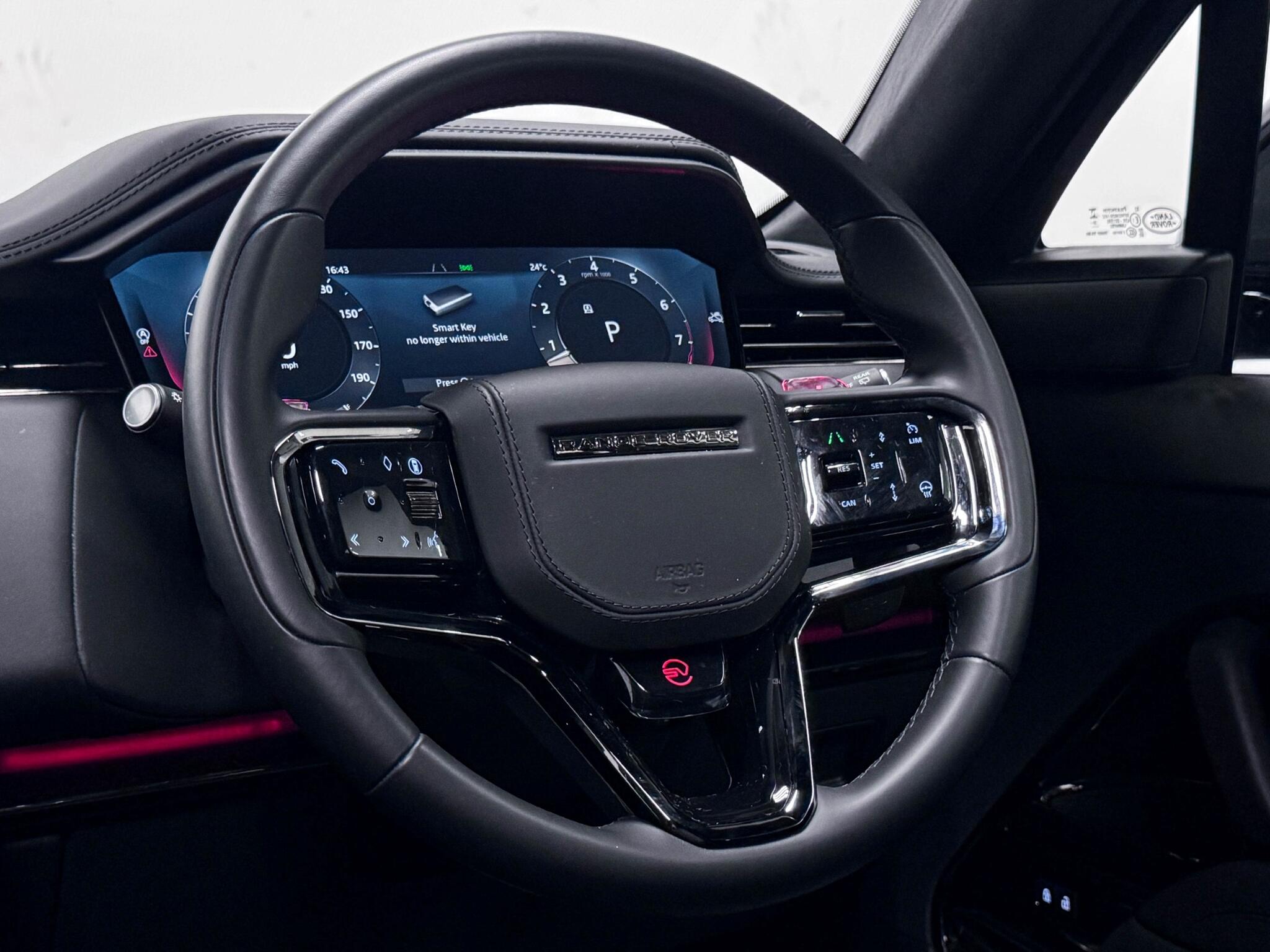 Land Rover Range Rover Sport view 36