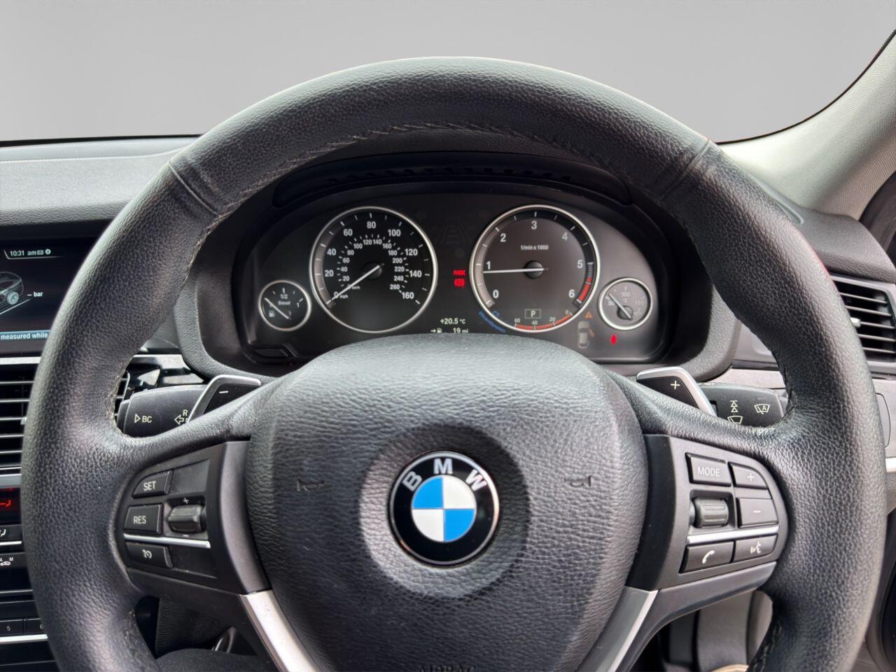 BMW X4 view 13
