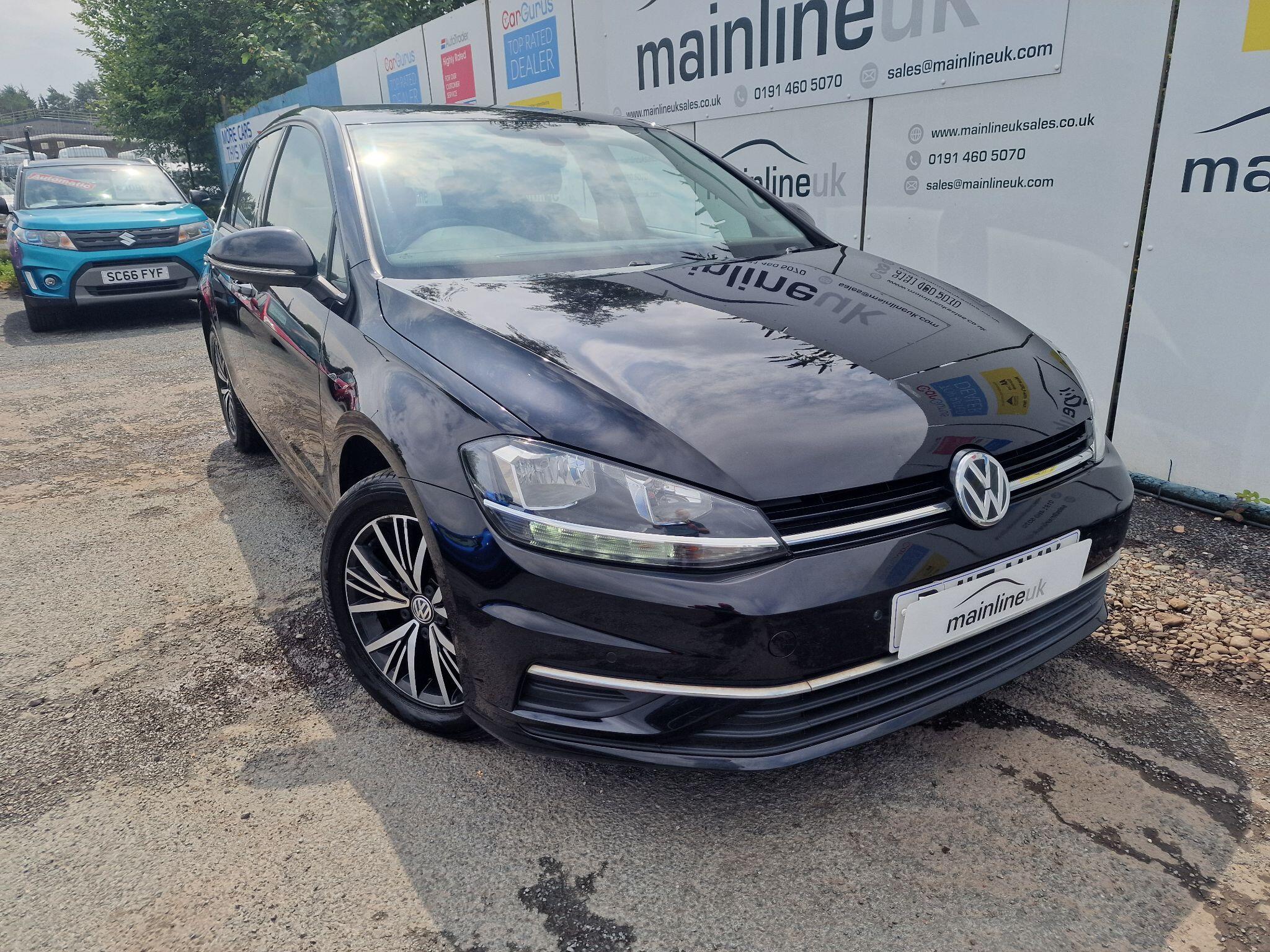 Volkswagen Golf view 6