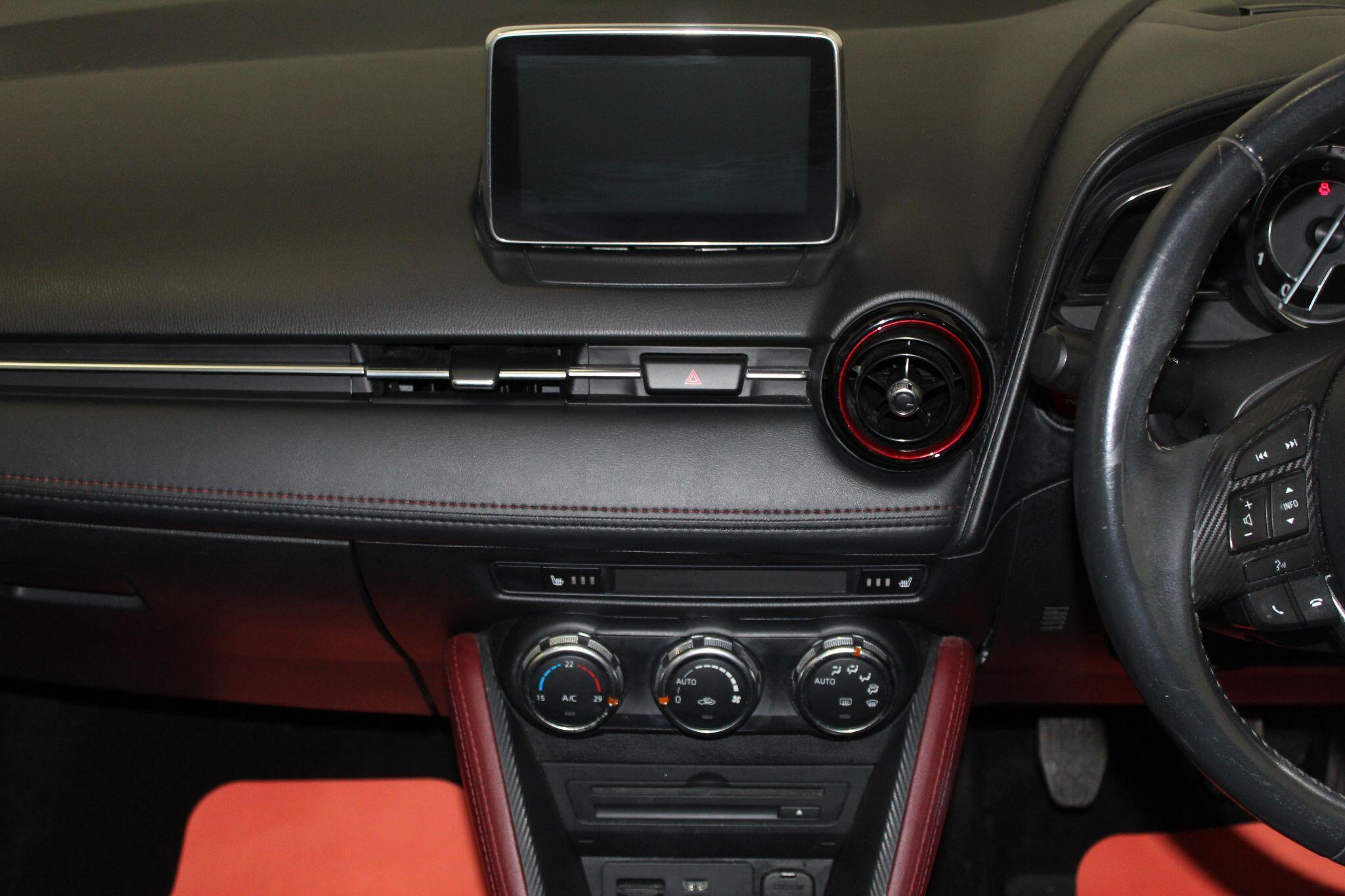 Mazda CX-3 view 32