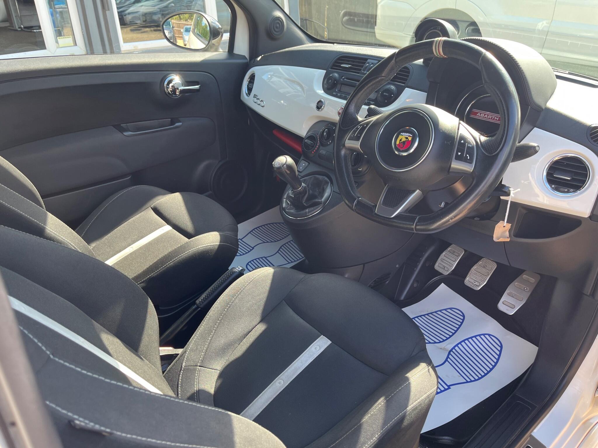 Abarth 595 view 10