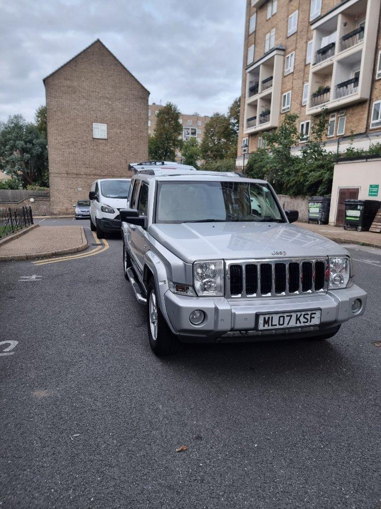 Jeep Commander
