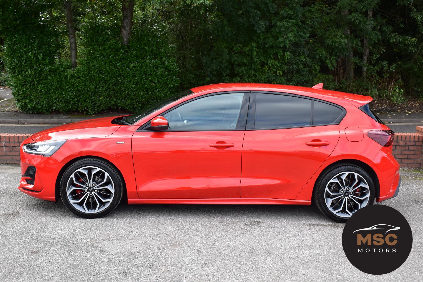 Ford Focus view 9