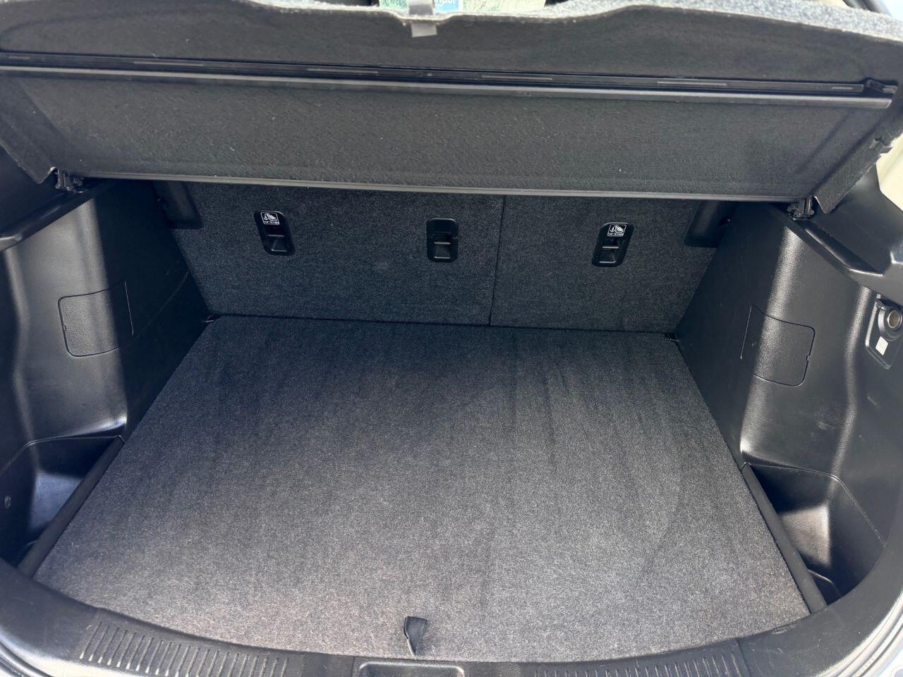 Suzuki SX4 S-Cross view 25