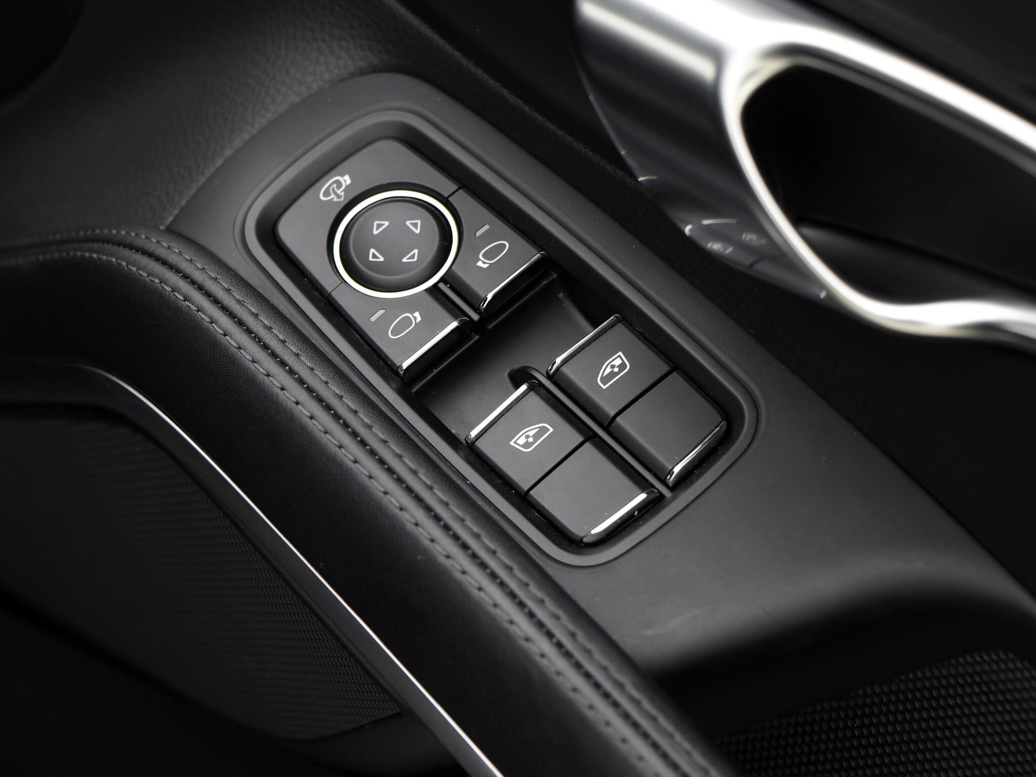Porsche Cayman view 27