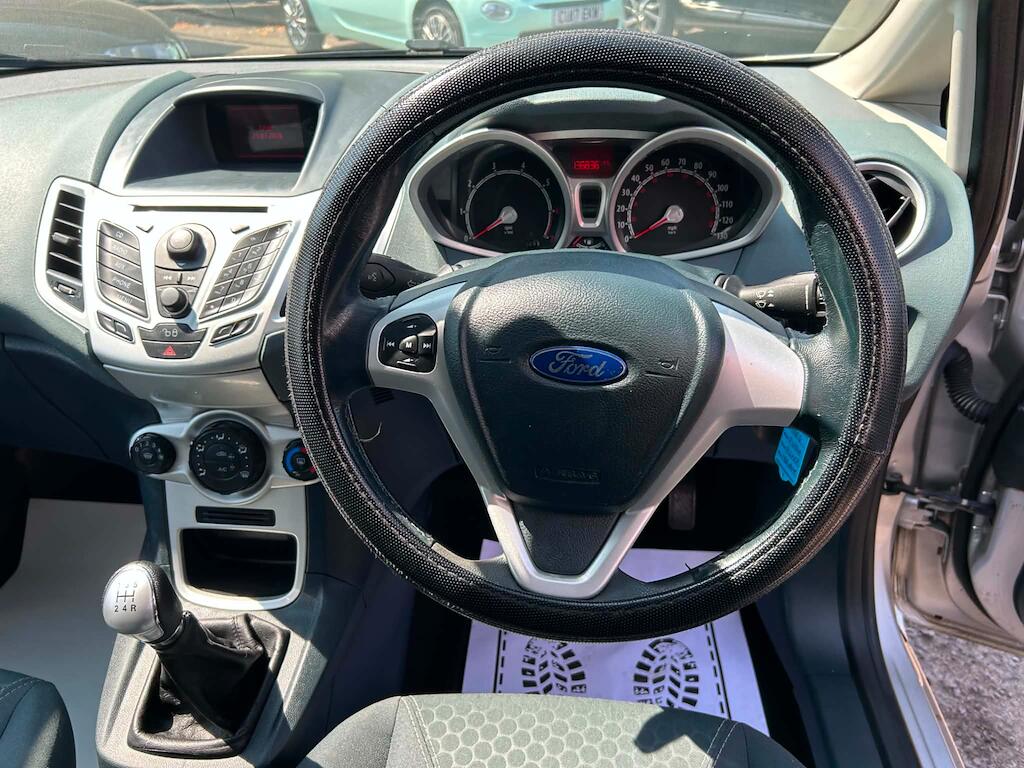 Ford Fiesta view 8