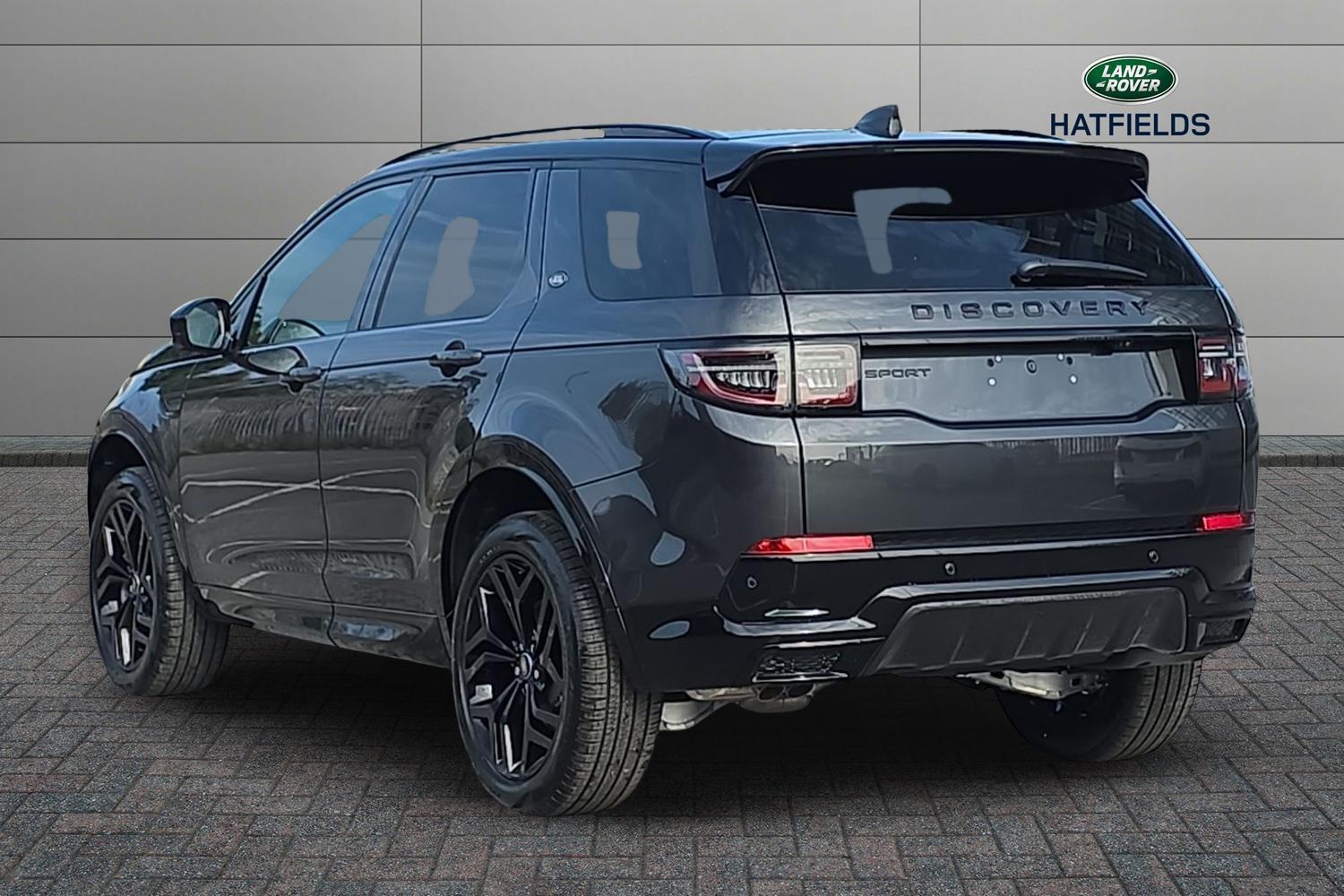 Land Rover Discovery Sport view 2