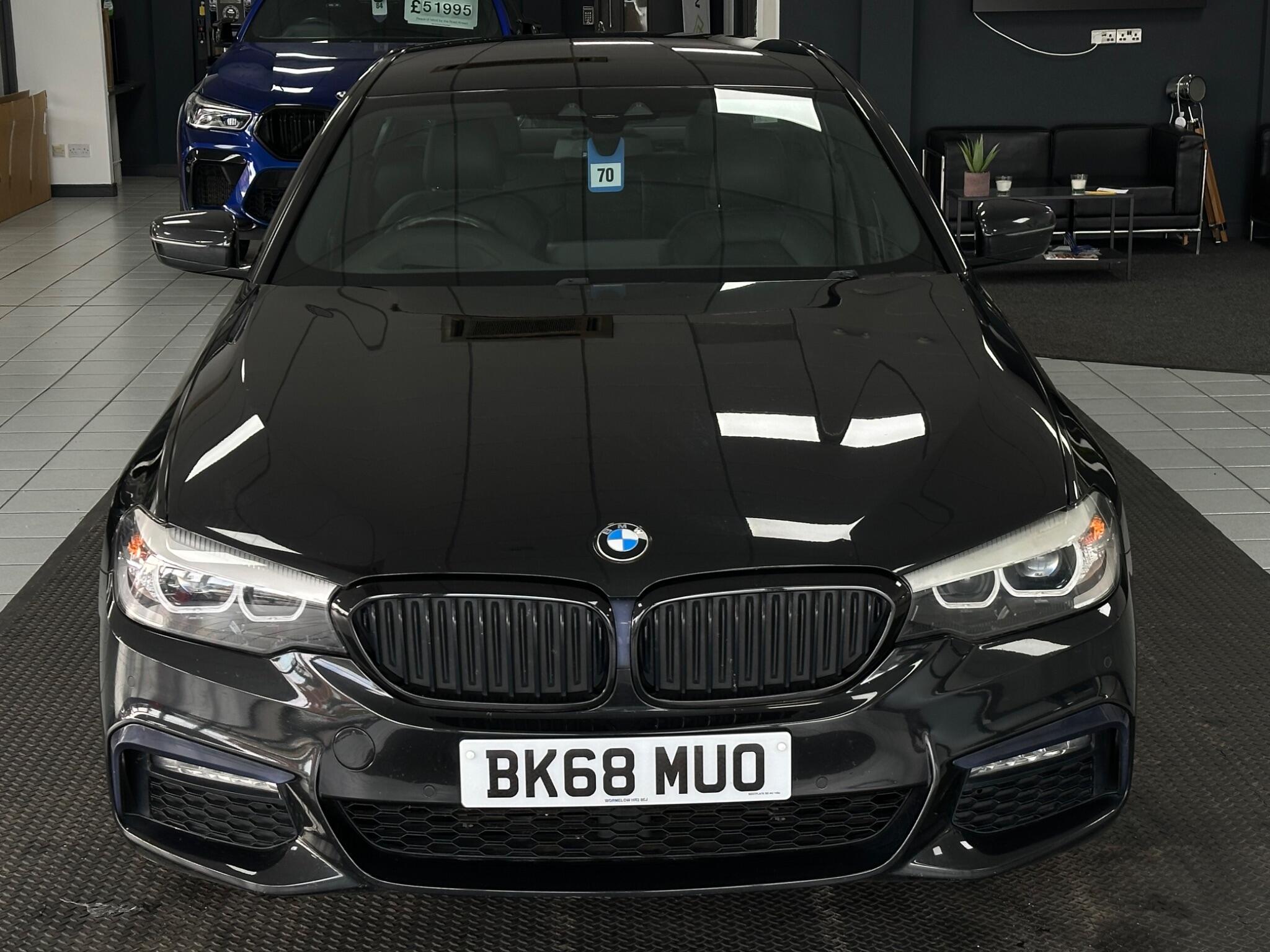 BMW 5 Series view 4