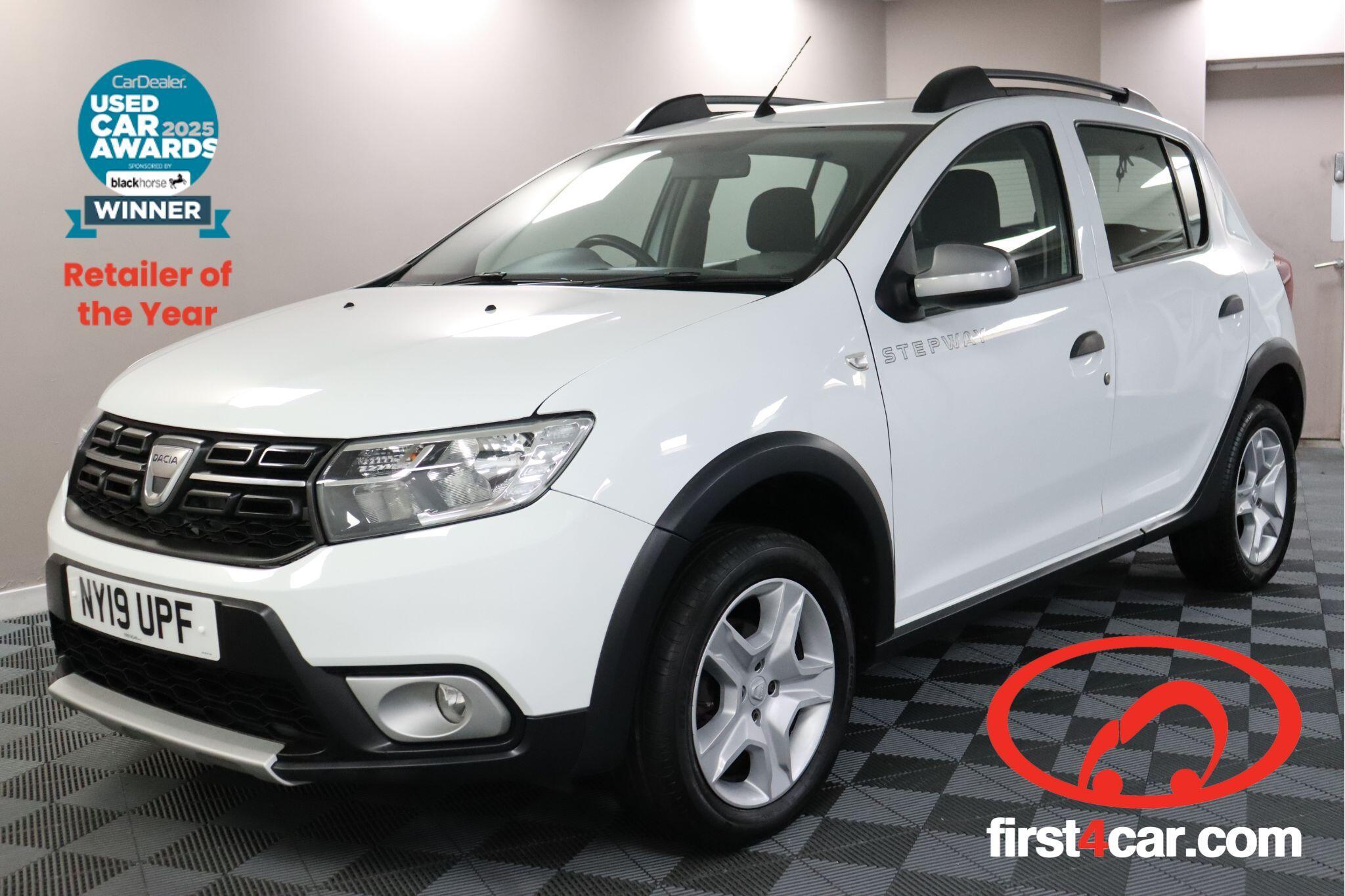 Dacia Sandero Stepway main image