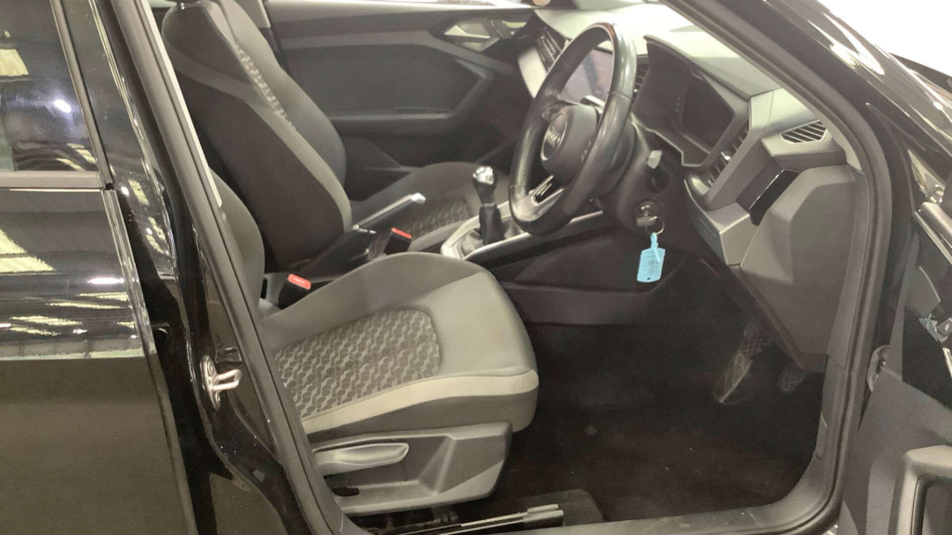 Audi A1 view 9