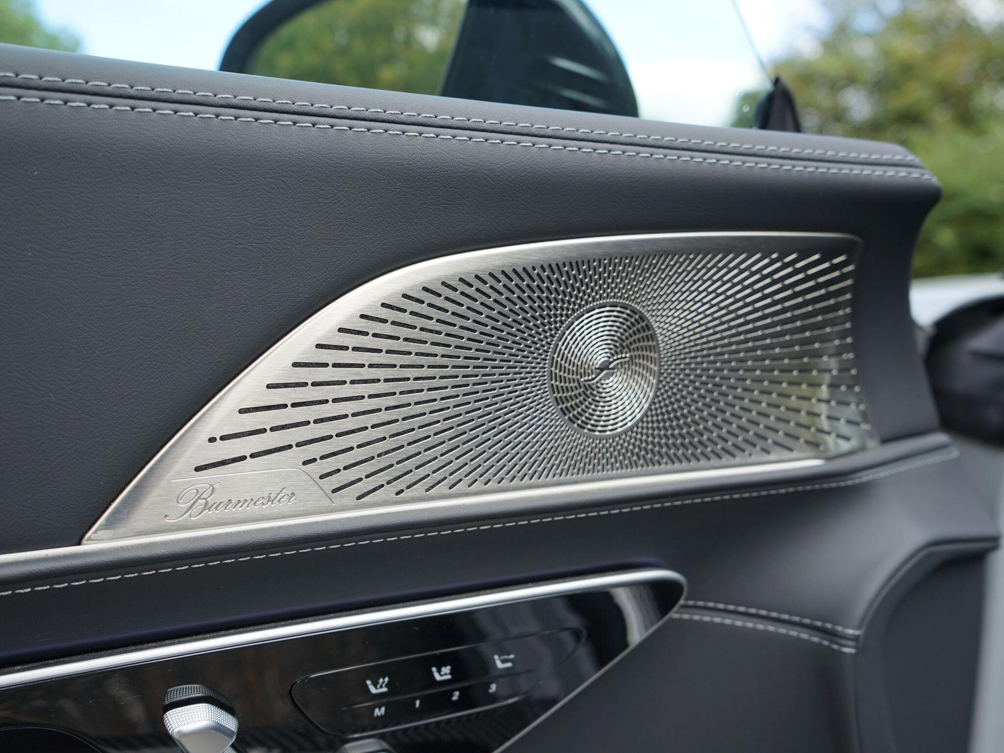 Mercedes-Benz SL view 20