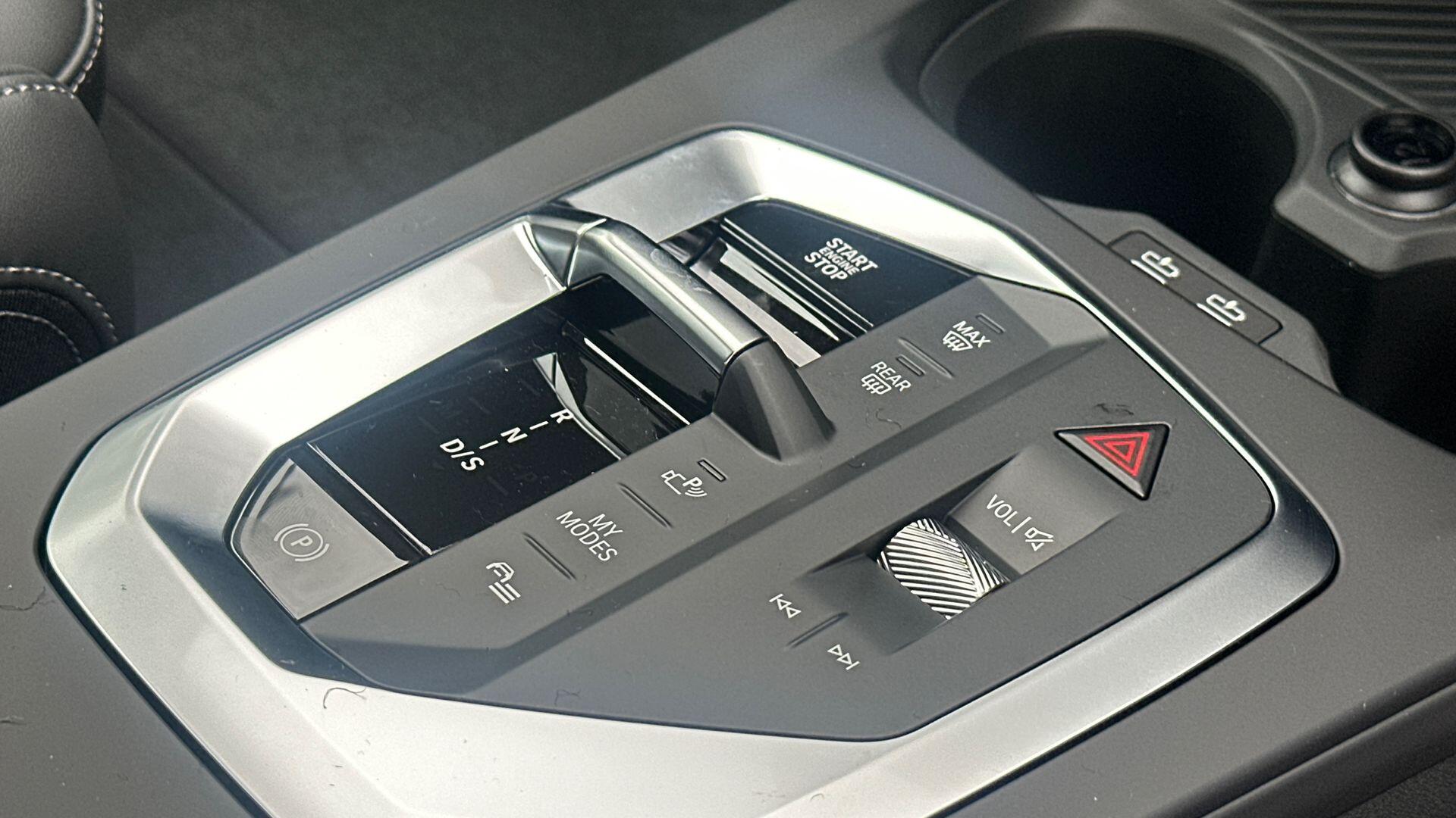 BMW 2 Series view 19