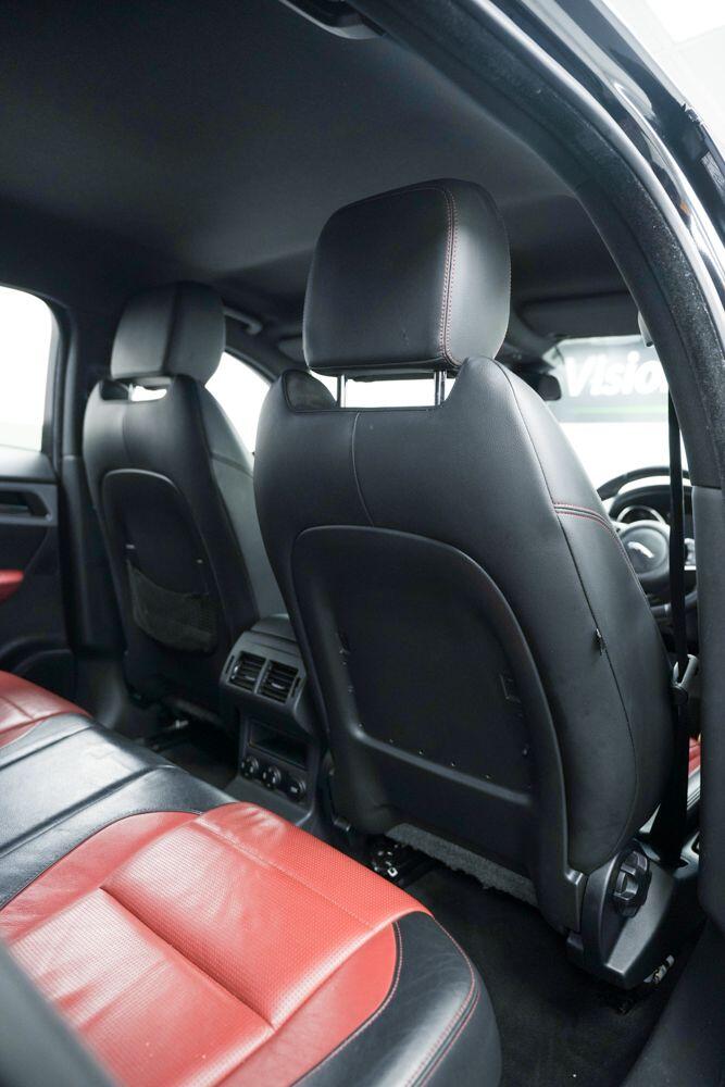 Jaguar F-Pace view 14