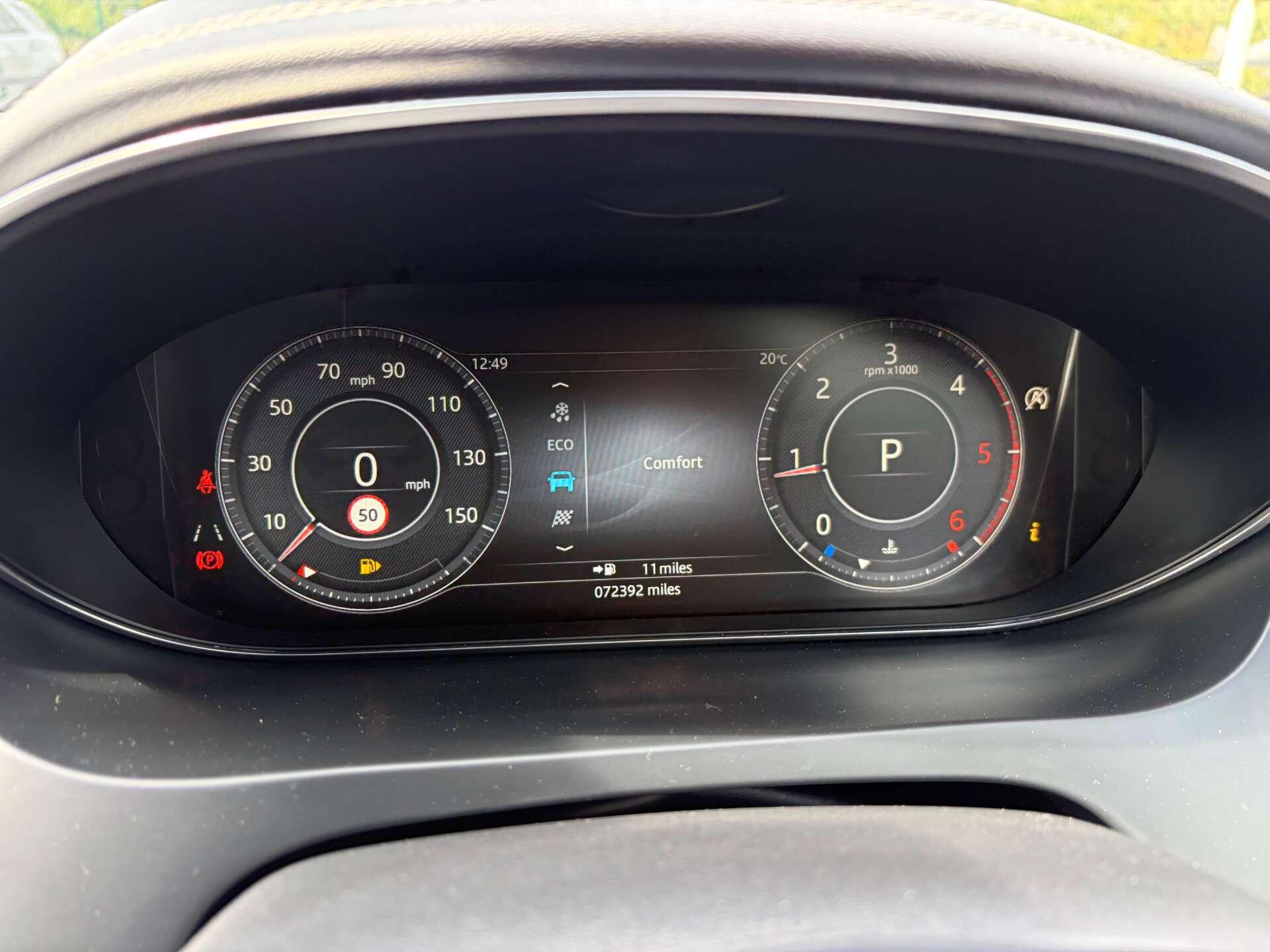 Jaguar E-Pace view 48