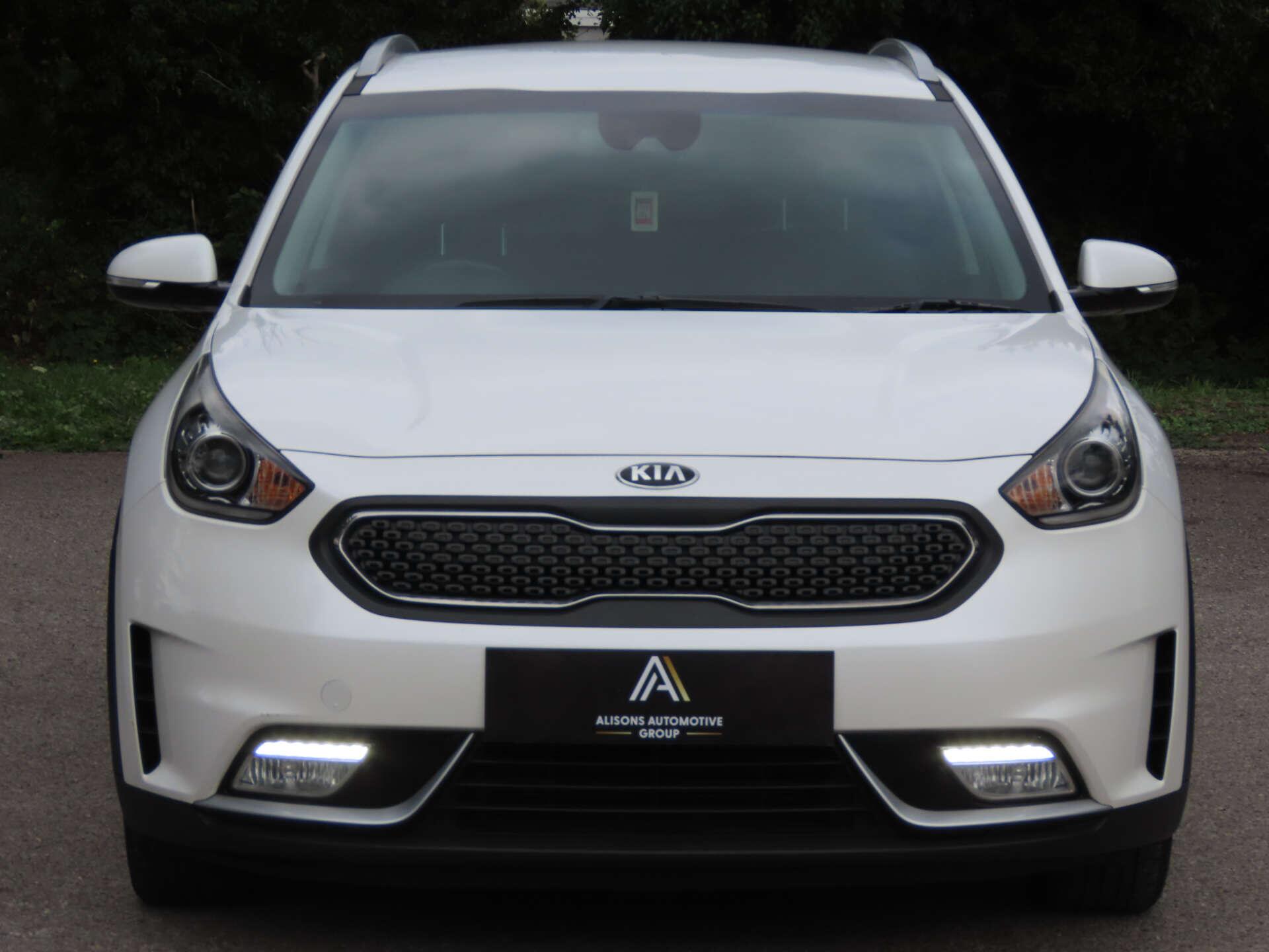 Kia Niro view 2