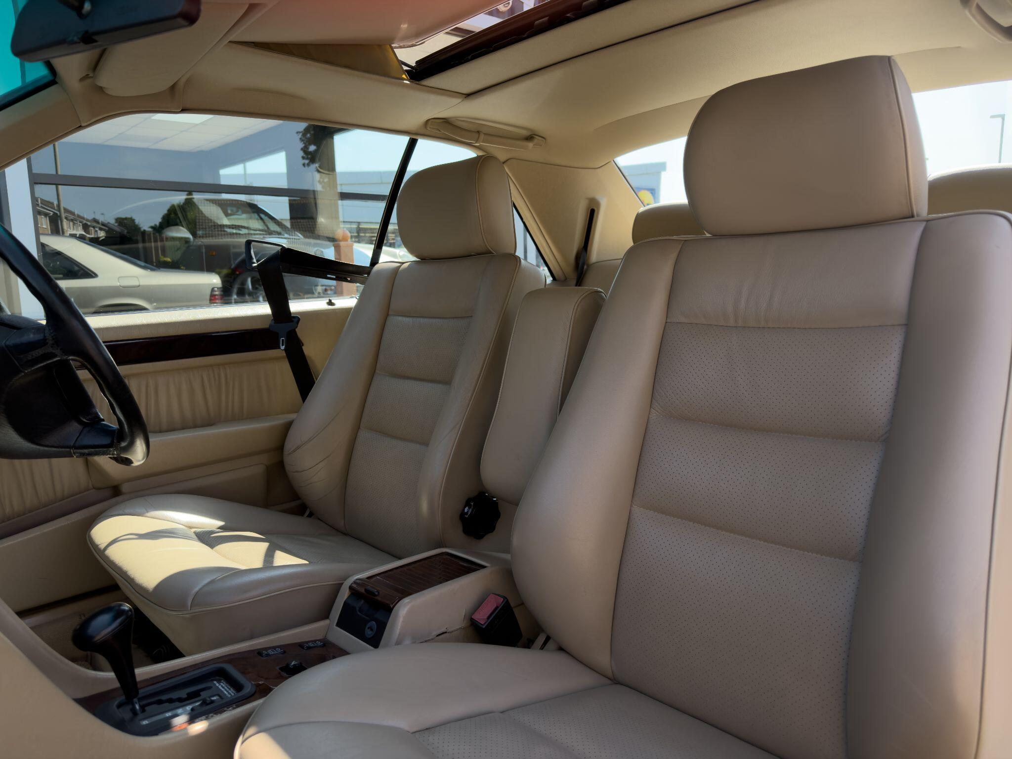 Mercedes-Benz E Class view 5
