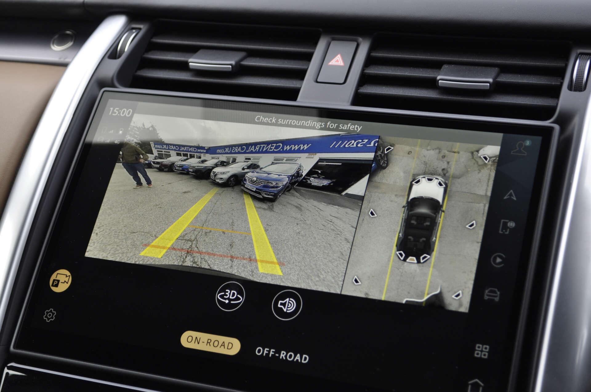 Land Rover Discovery view 26