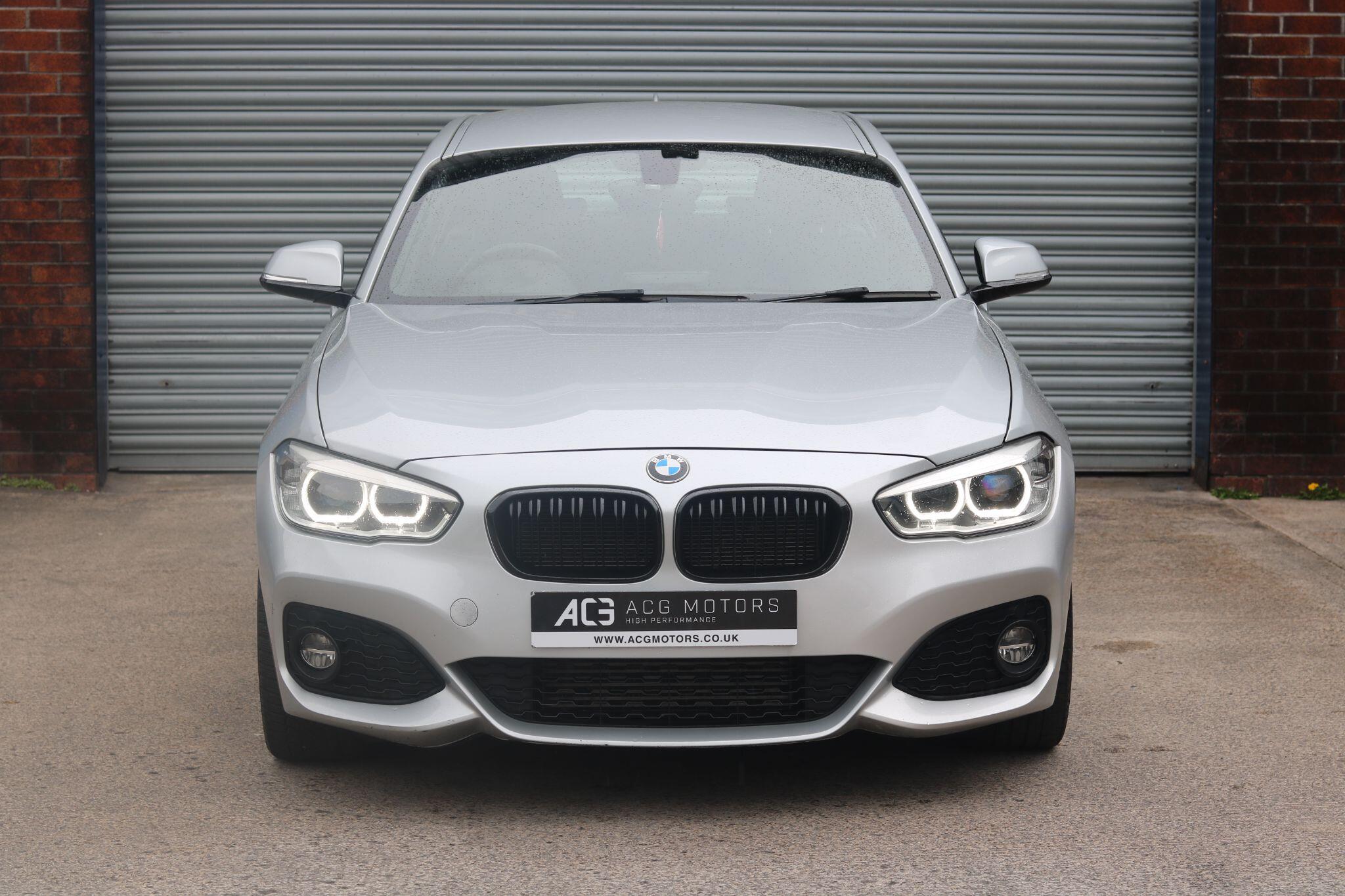 BMW 1 Series view 3